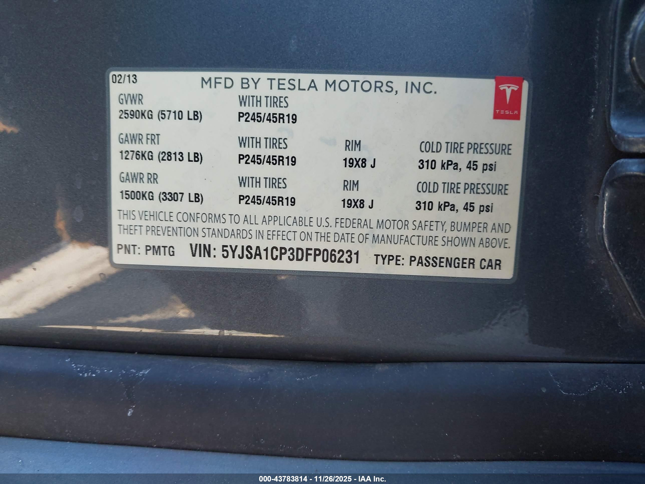 TESLA MODEL image 9
