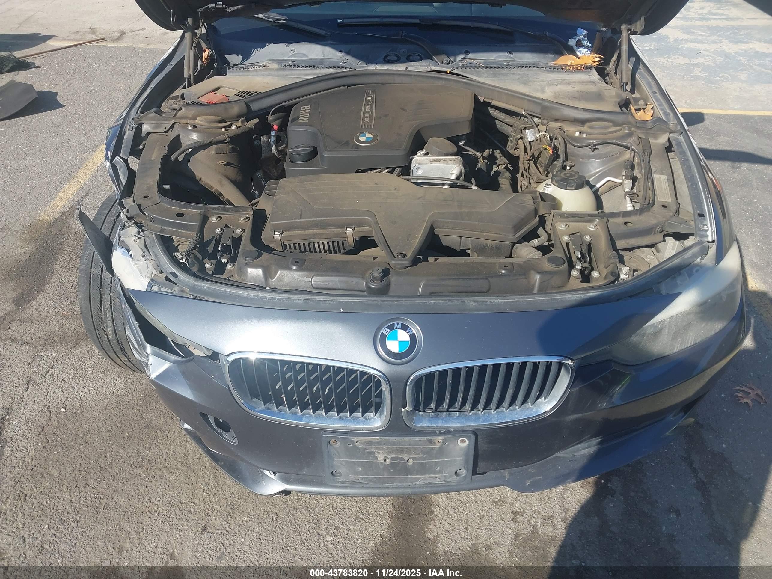 BMW 328I image 10