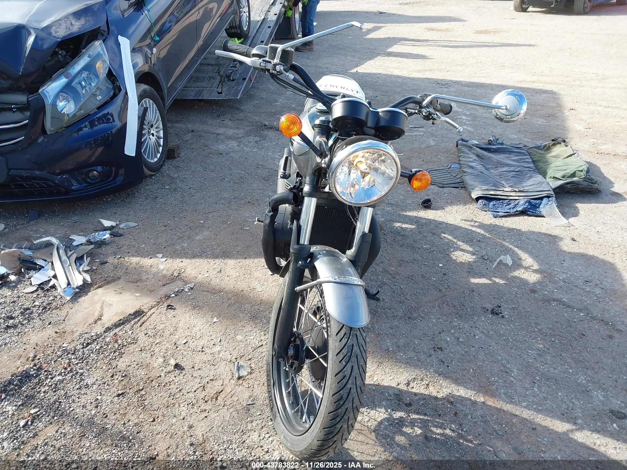 TRIUMPH MOTORCYCLE image 5