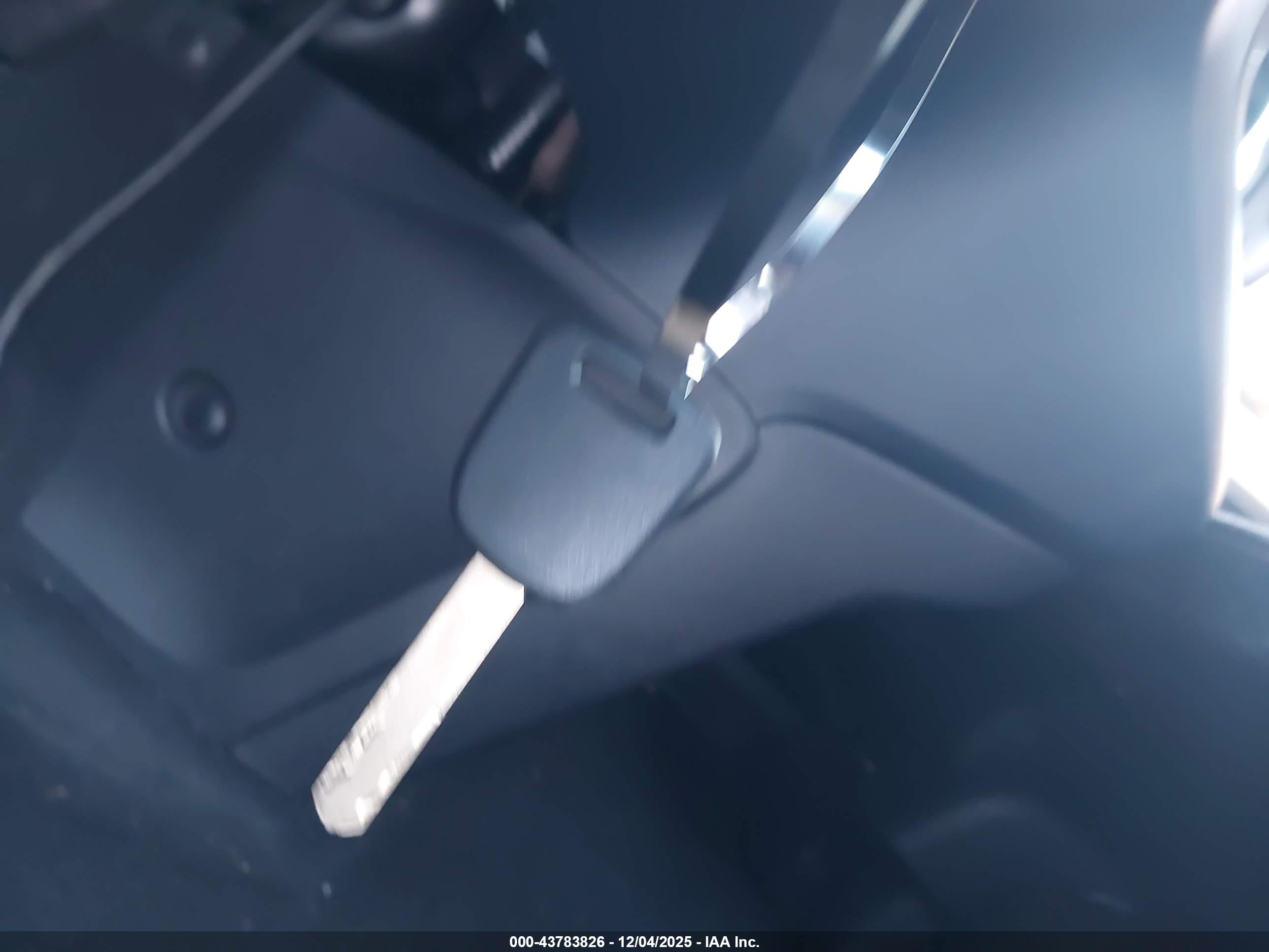 HONDA CR-V image 11