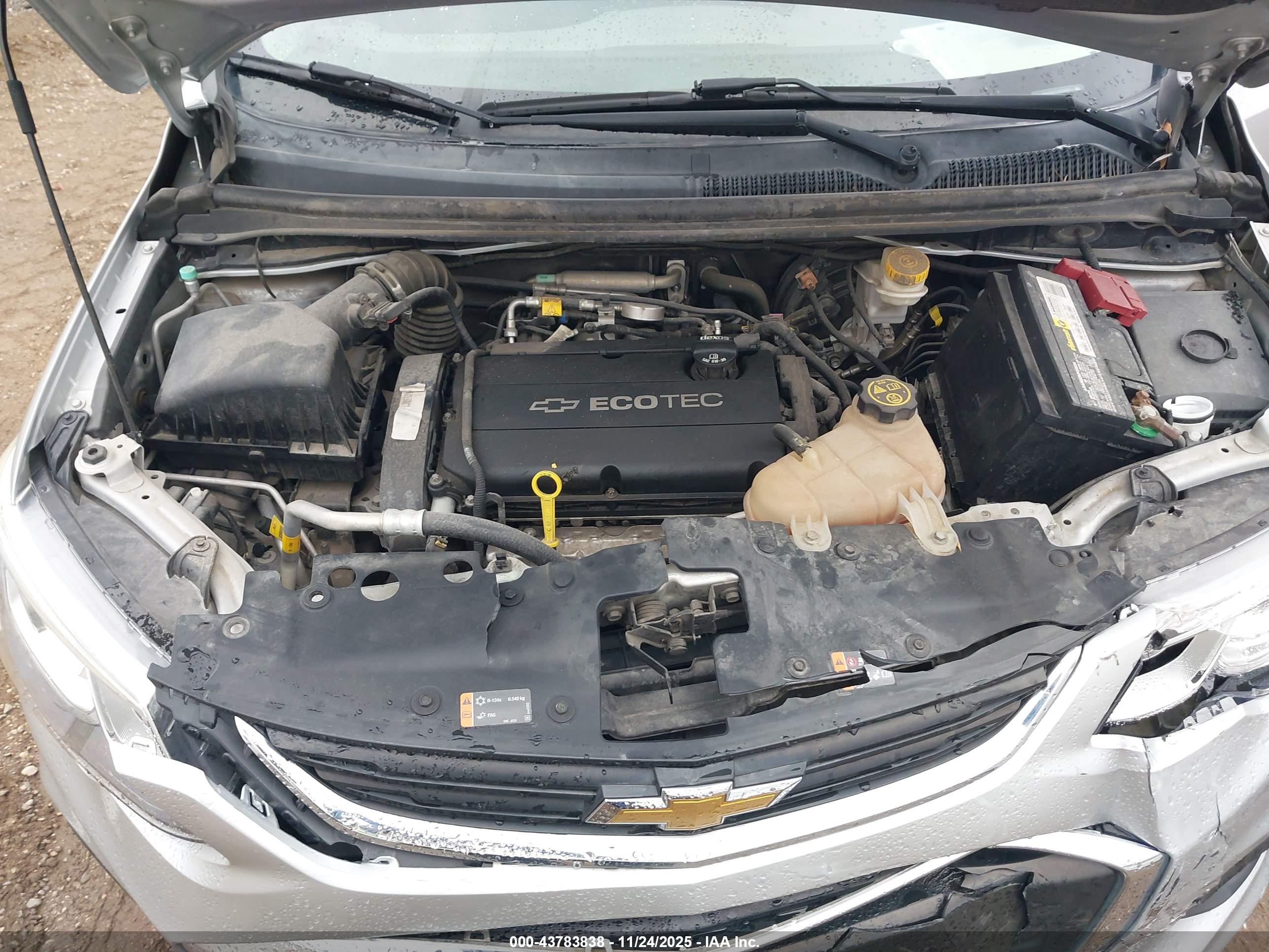 CHEVROLET SONIC image 10
