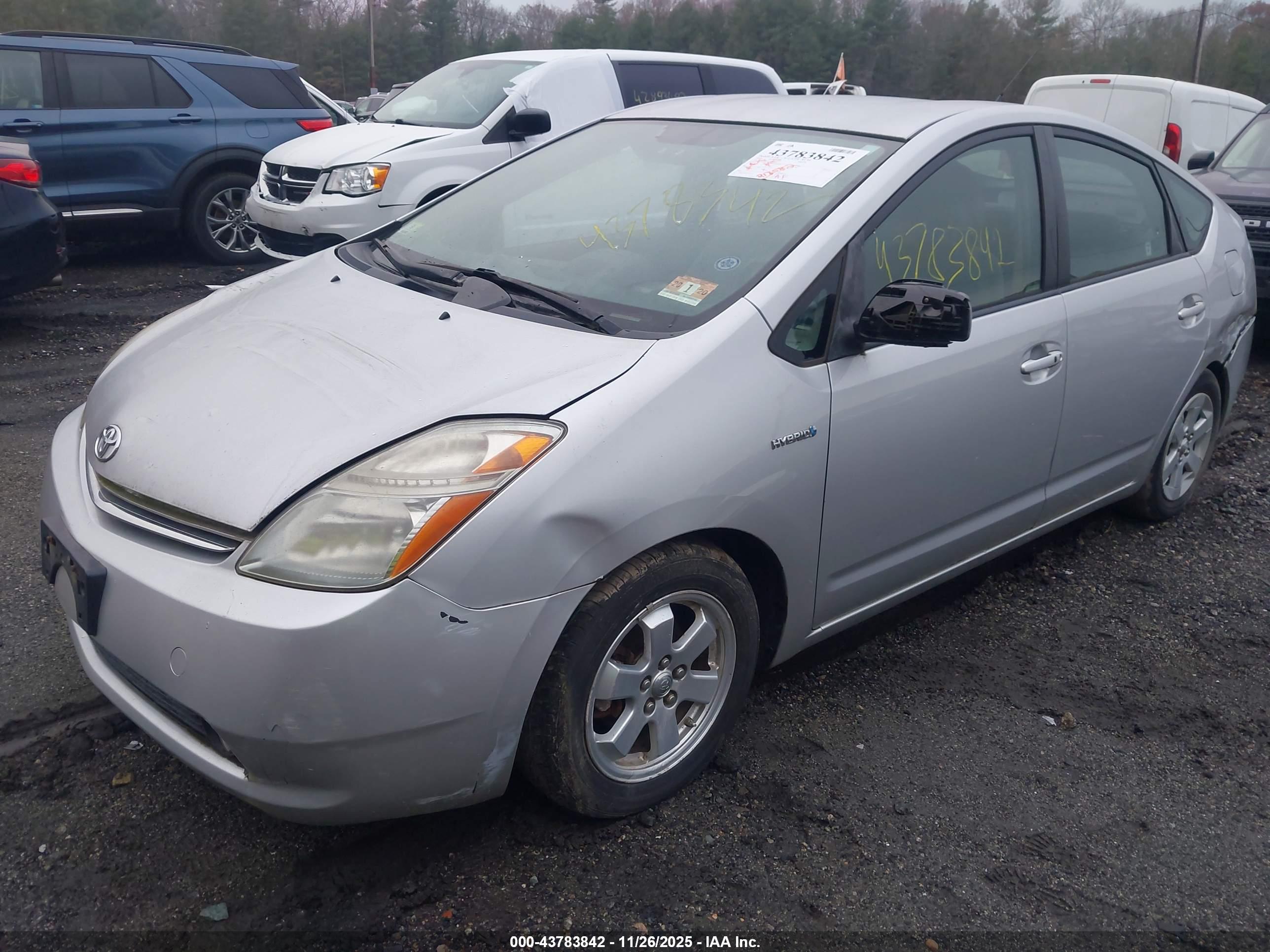 TOYOTA PRIUS image 2