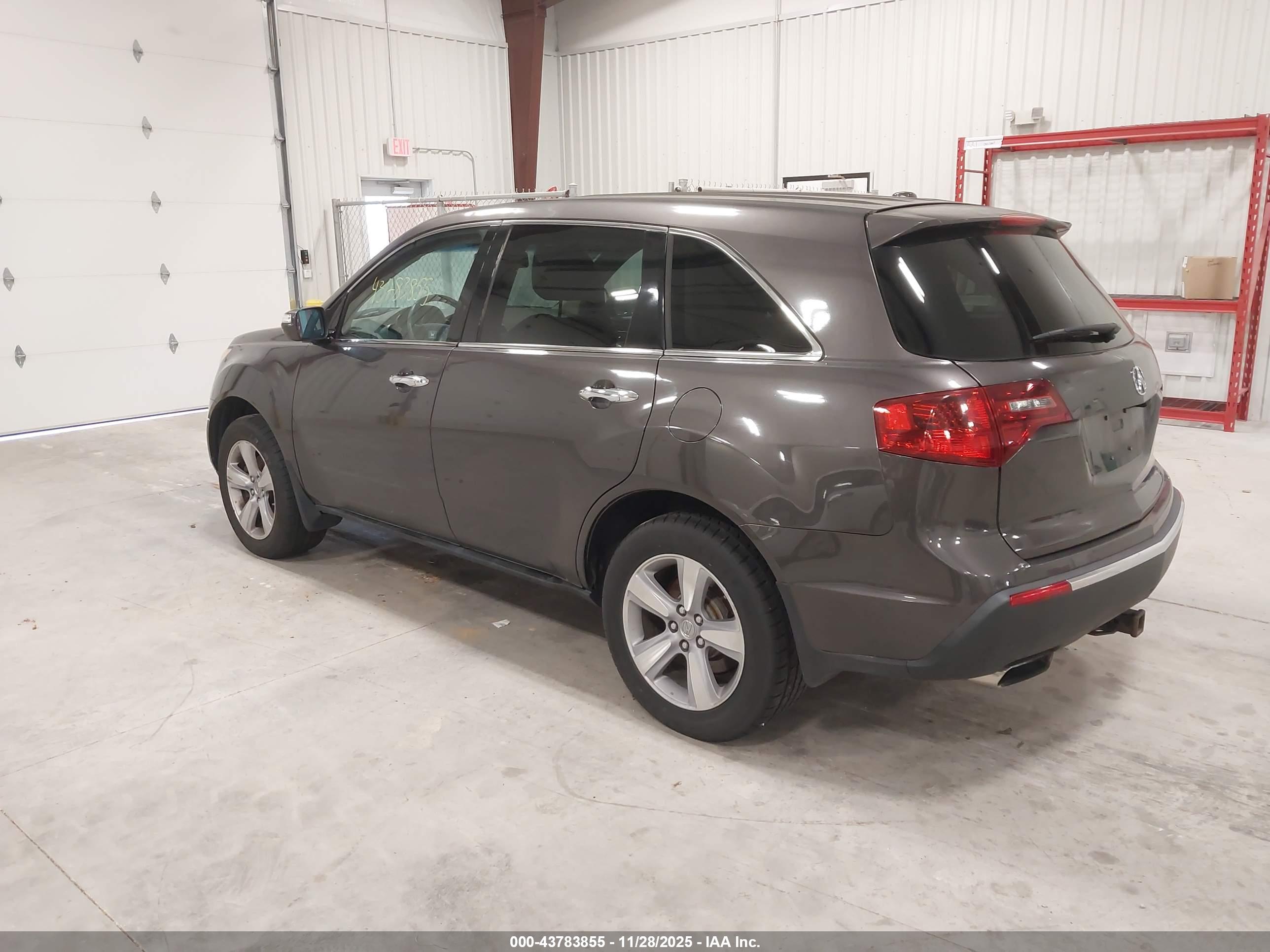 ACURA MDX image 3