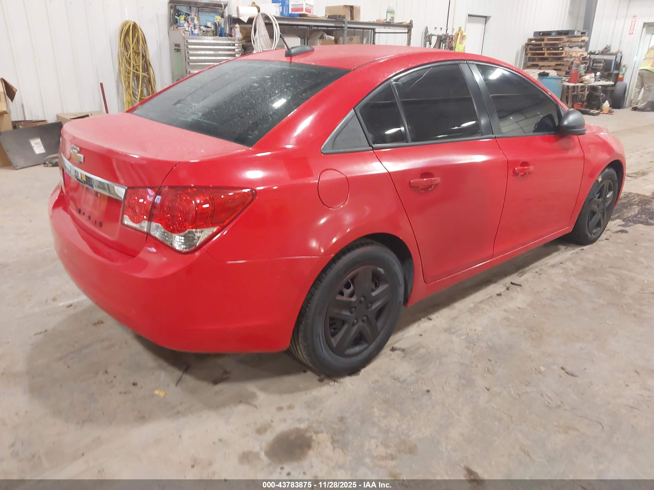 CHEVROLET CRUZE image 4