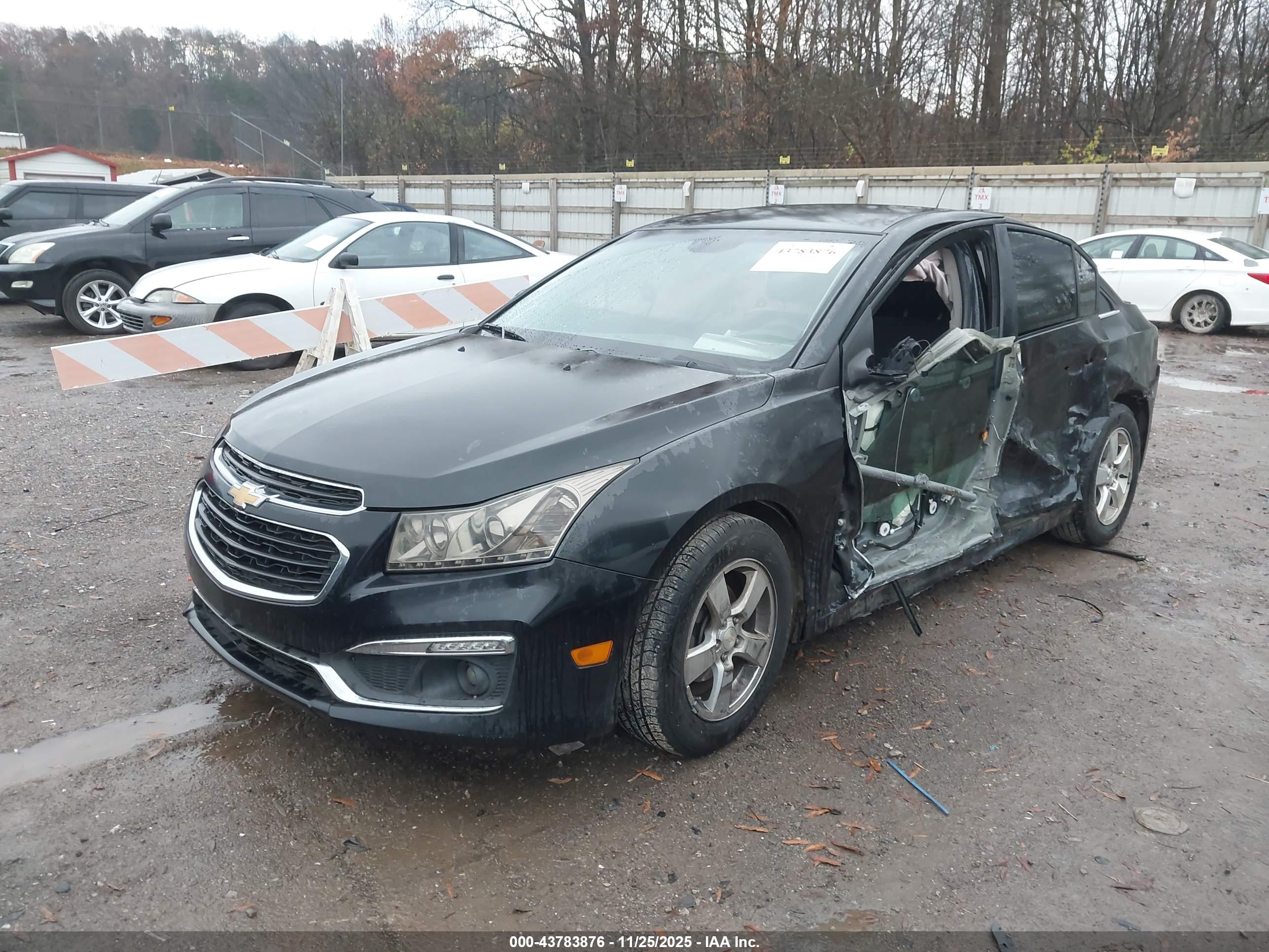 CHEVROLET CRUZE image 2