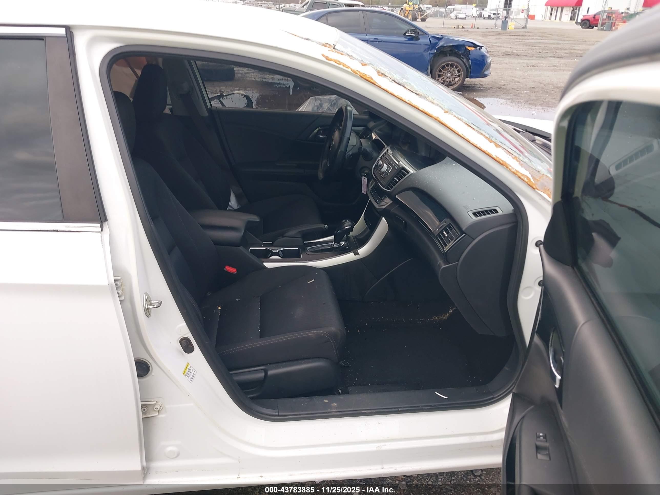 HONDA ACCORD image 5