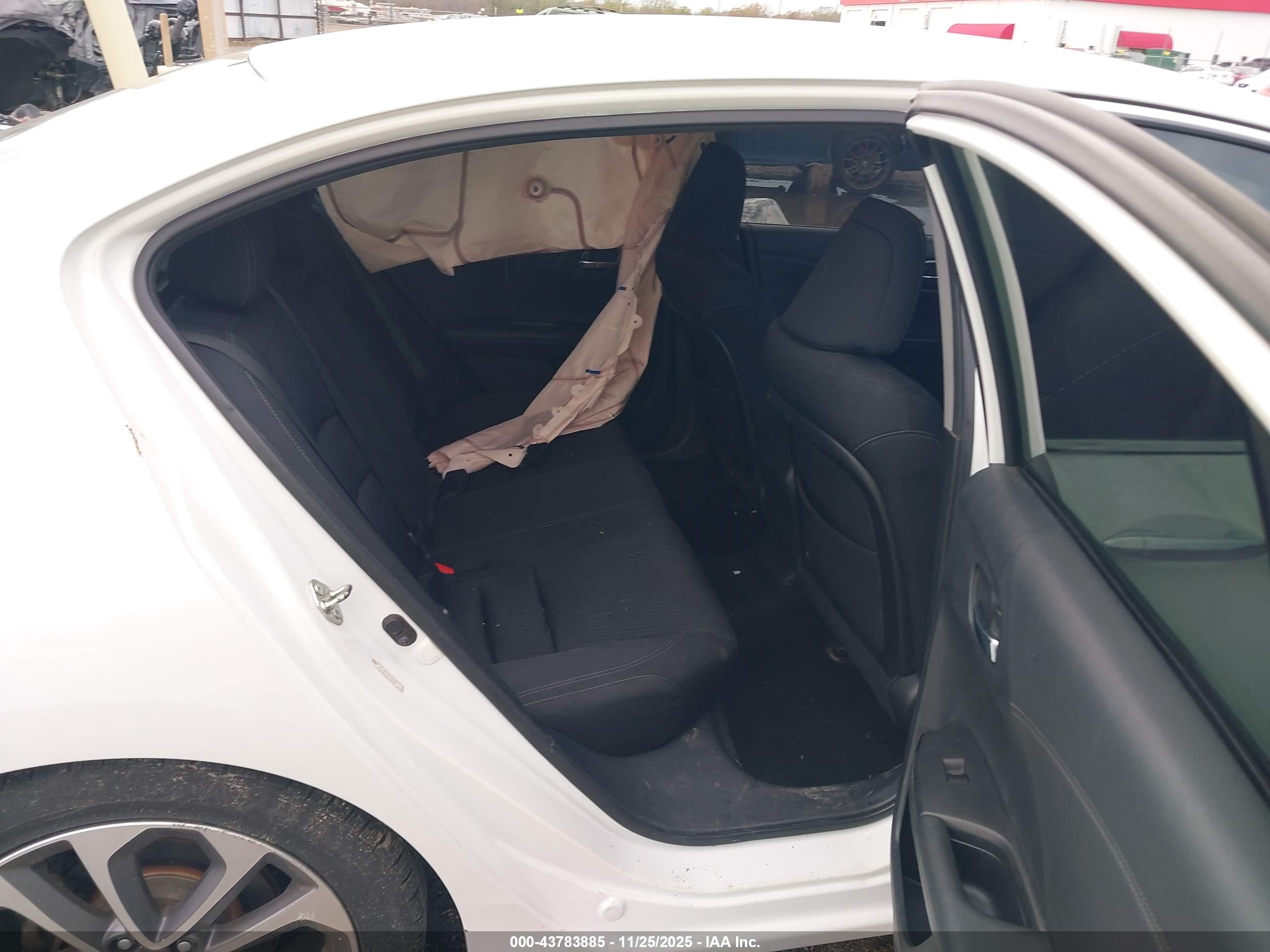 HONDA ACCORD image 8