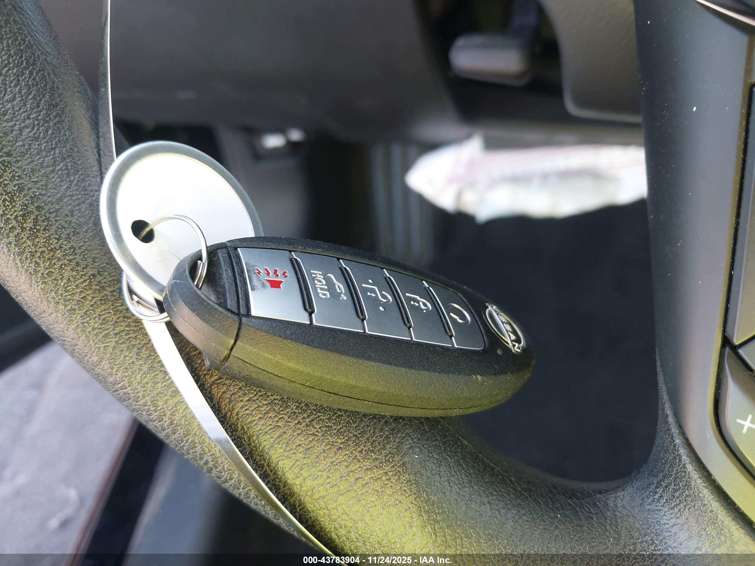 NISSAN ALTIMA image 11