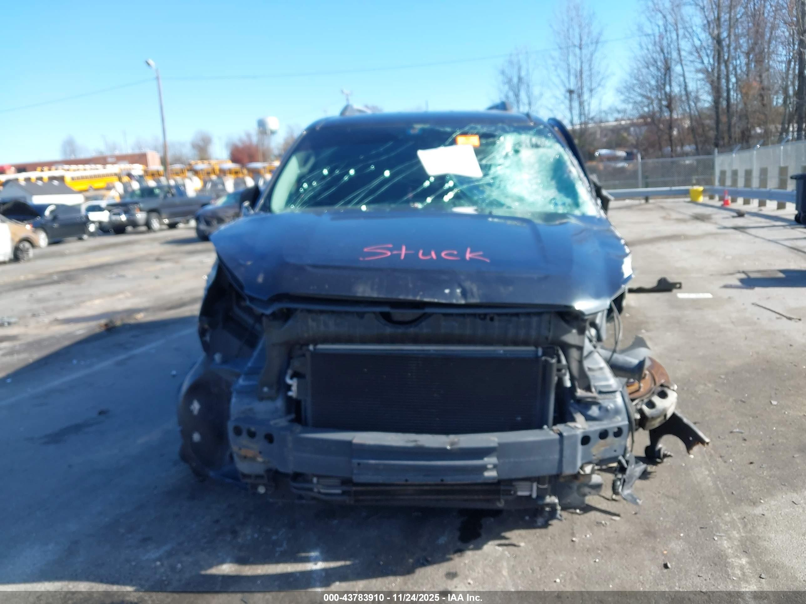 GMC ACADIA image 6