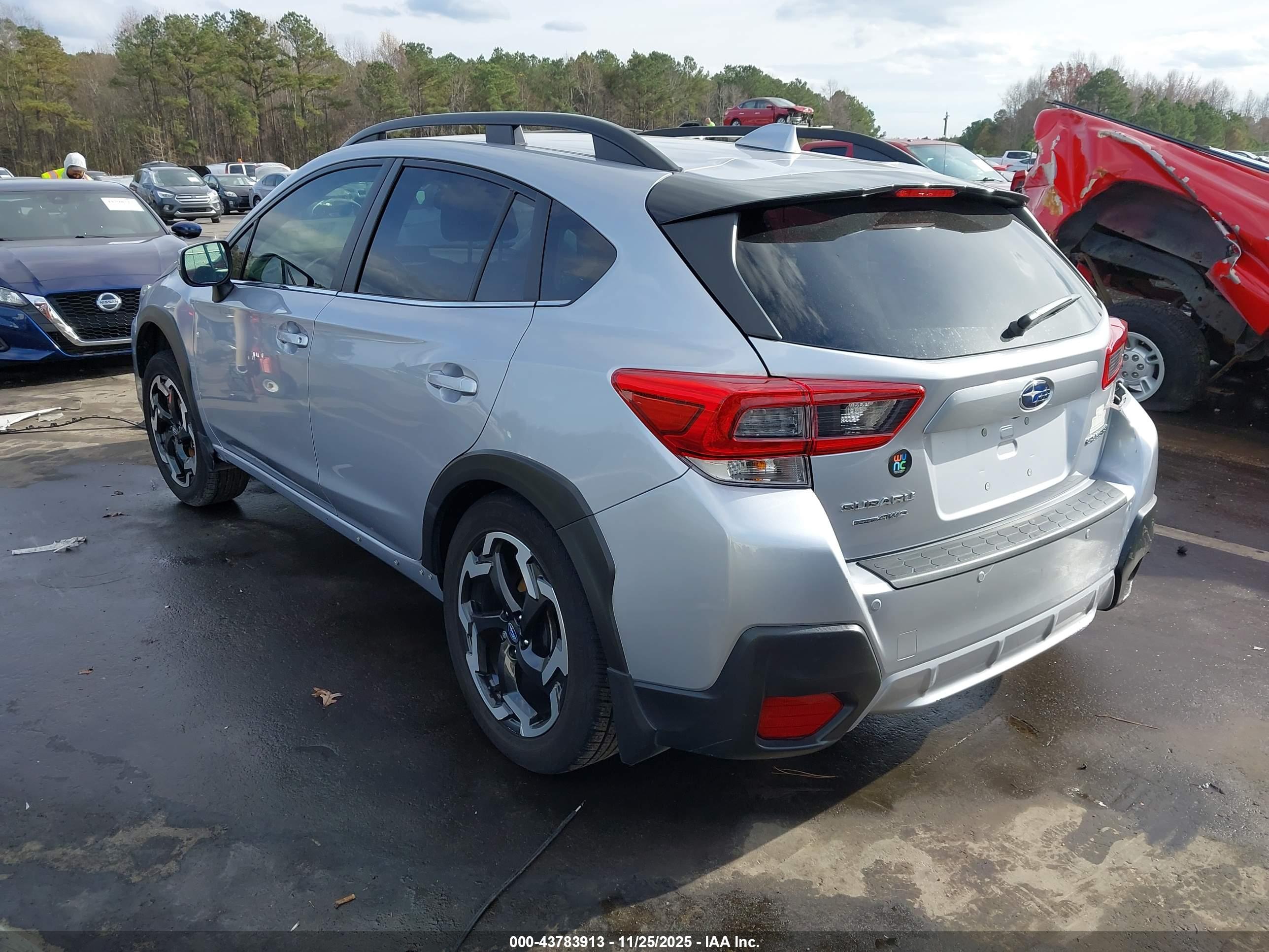 SUBARU CROSSTREK image 3