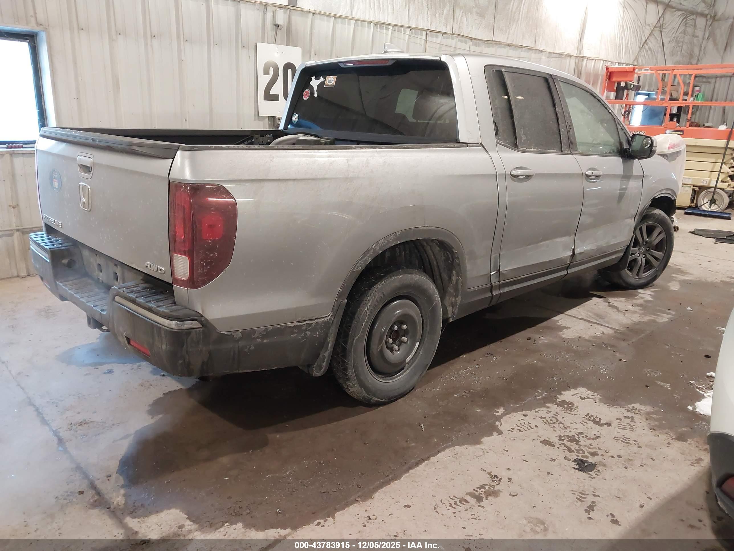 HONDA RIDGELINE image 4