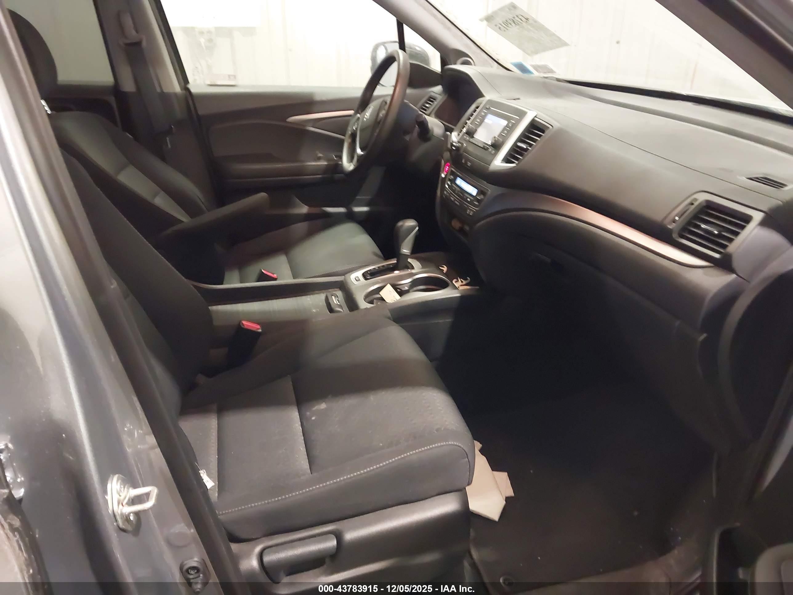 HONDA RIDGELINE image 5