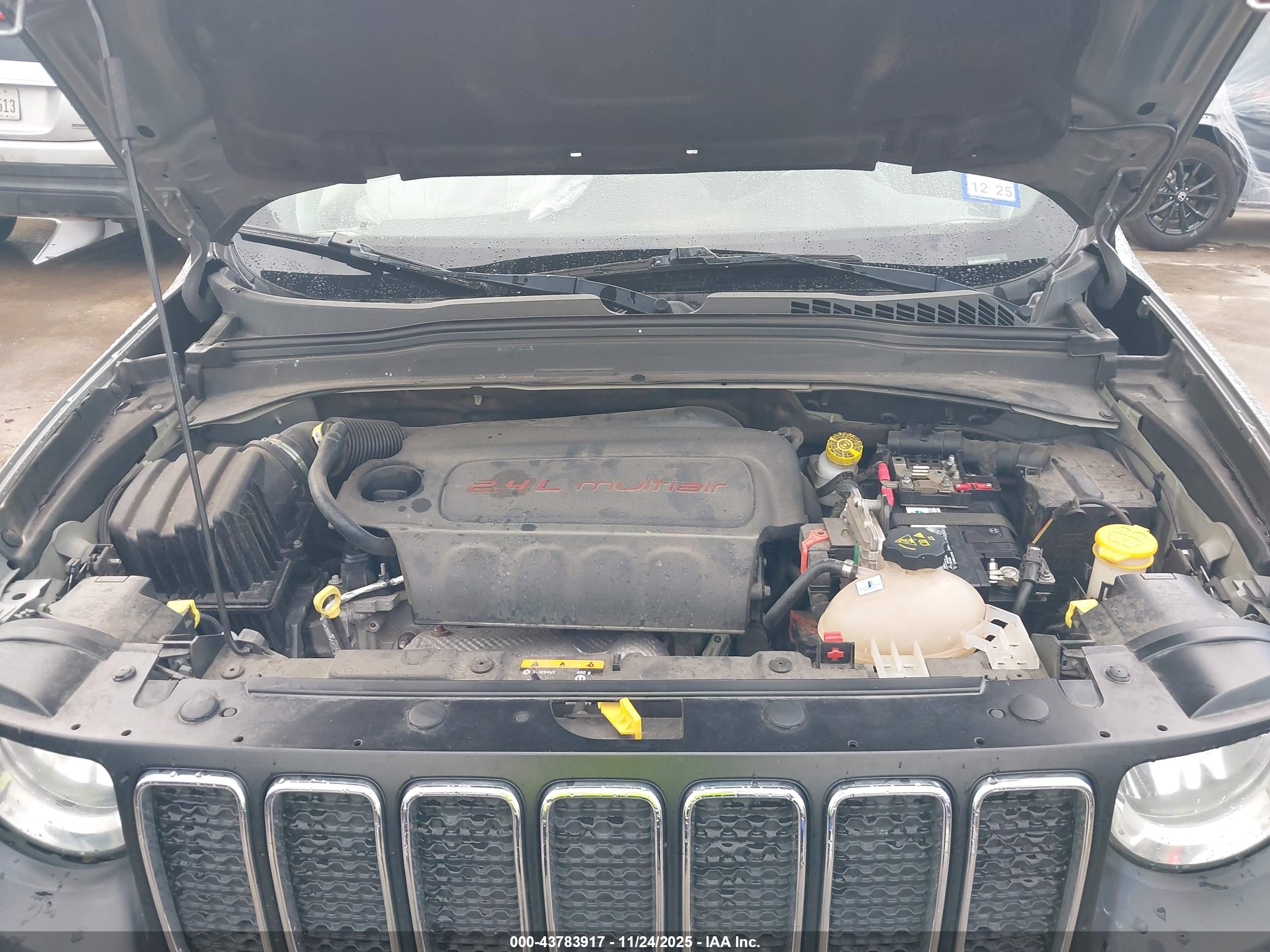 JEEP RENEGADE image 10