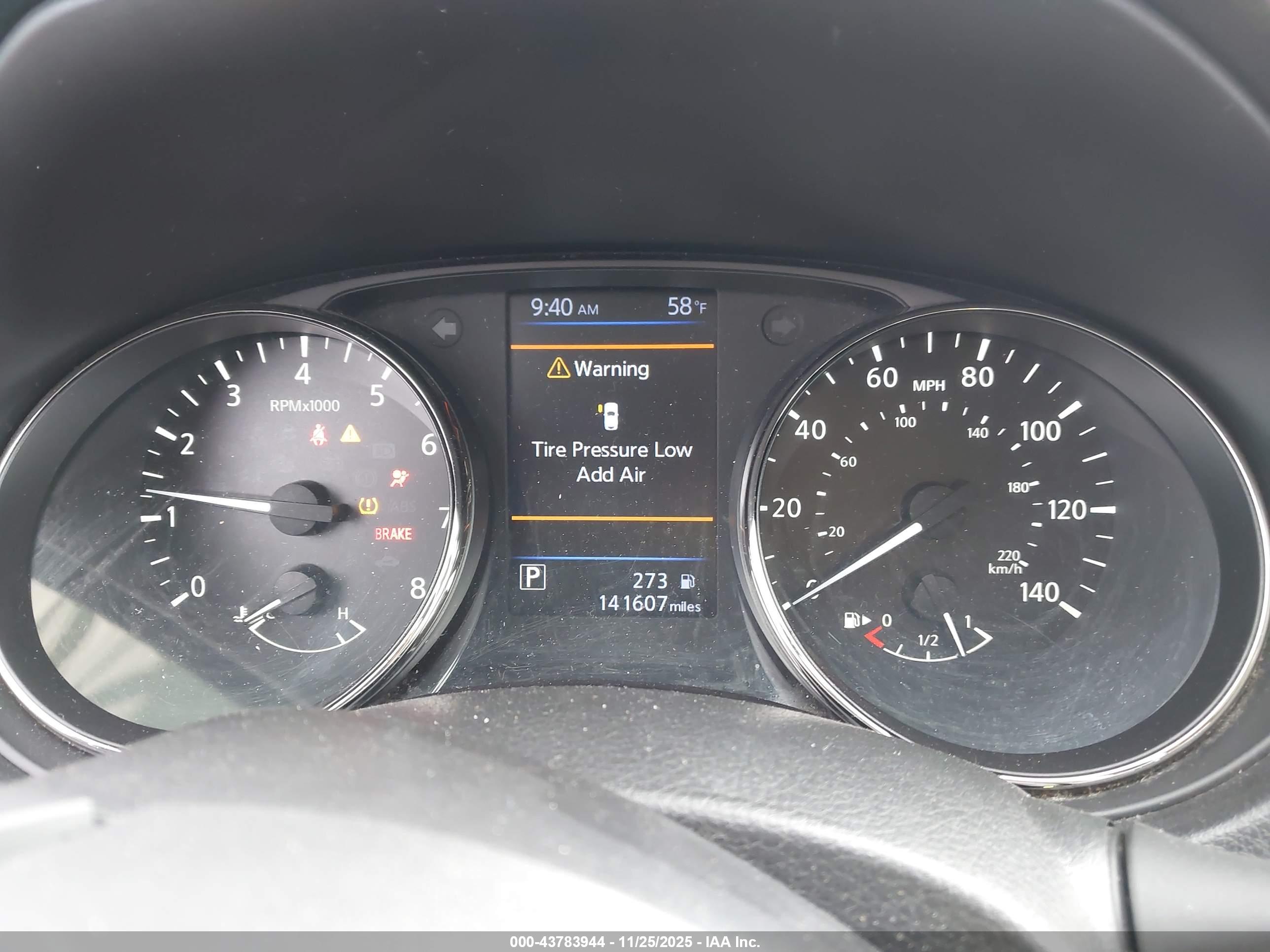 NISSAN ROGUE image 7