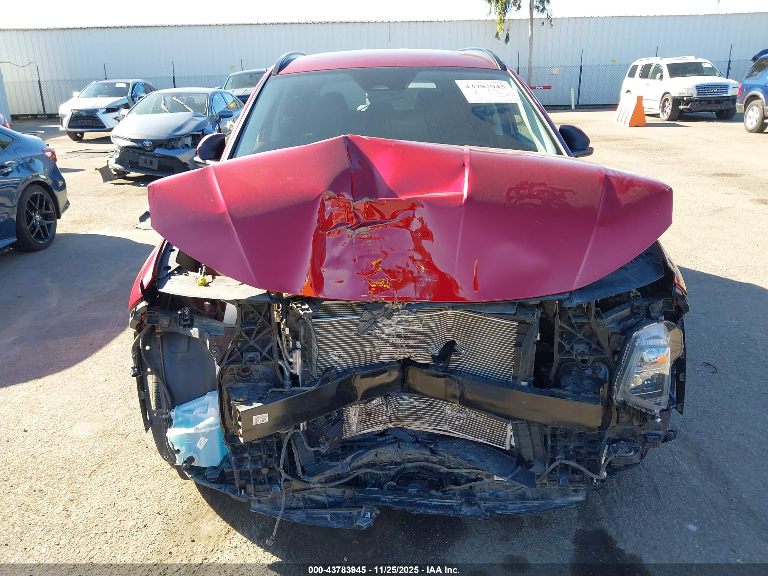 HYUNDAI TUCSON image 6