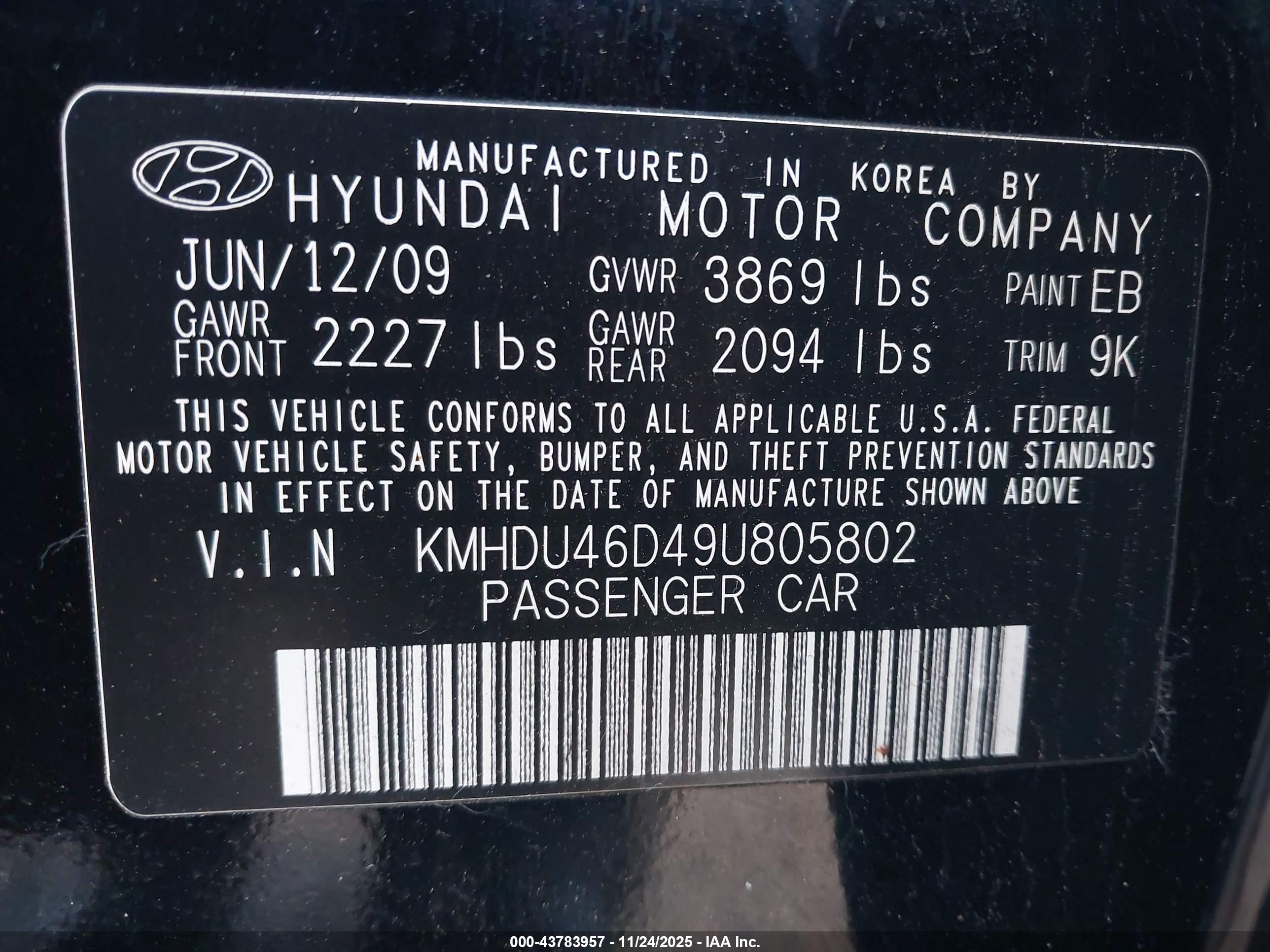 HYUNDAI ELANTRA image 9