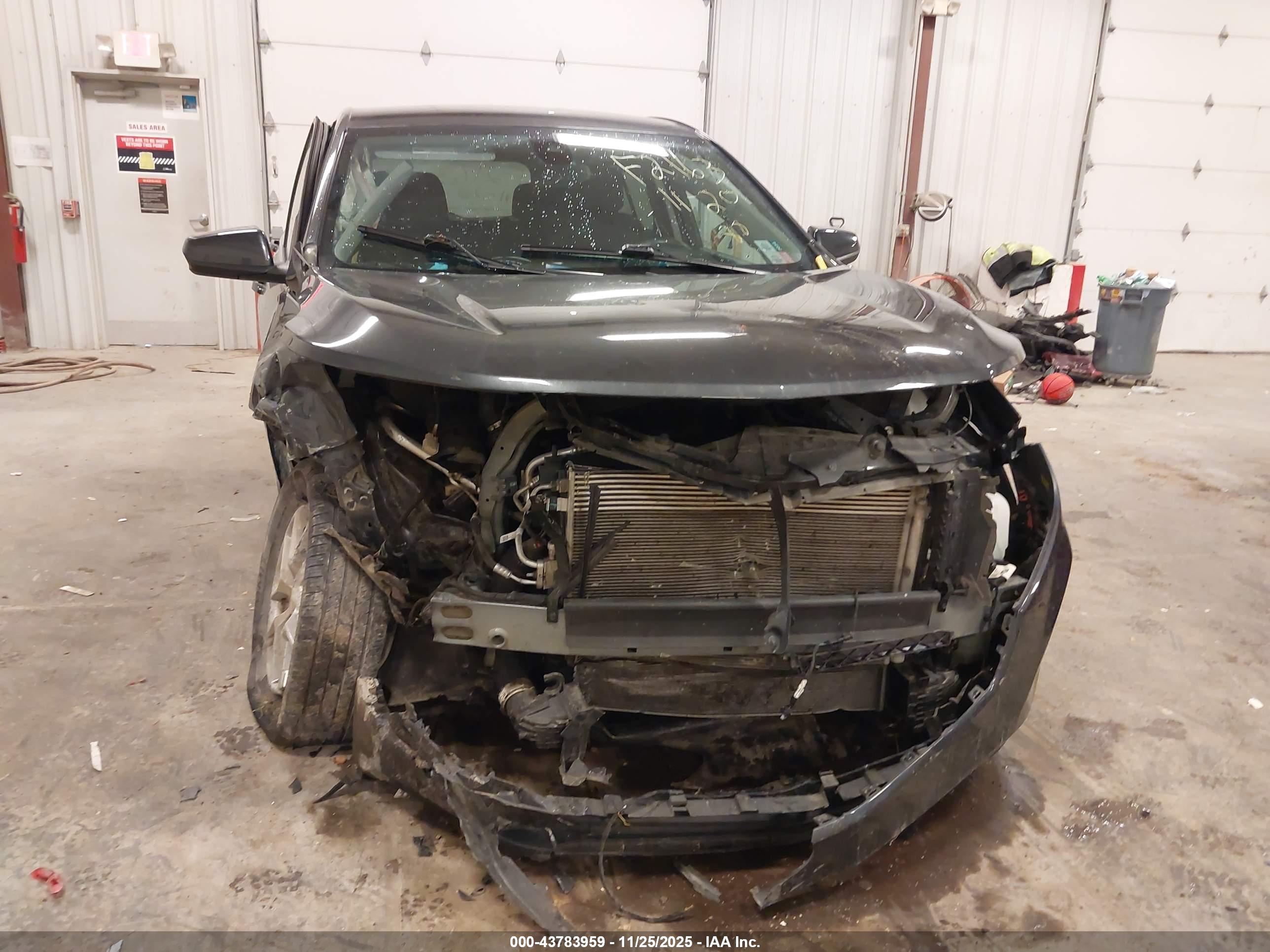 CHEVROLET EQUINOX image 6