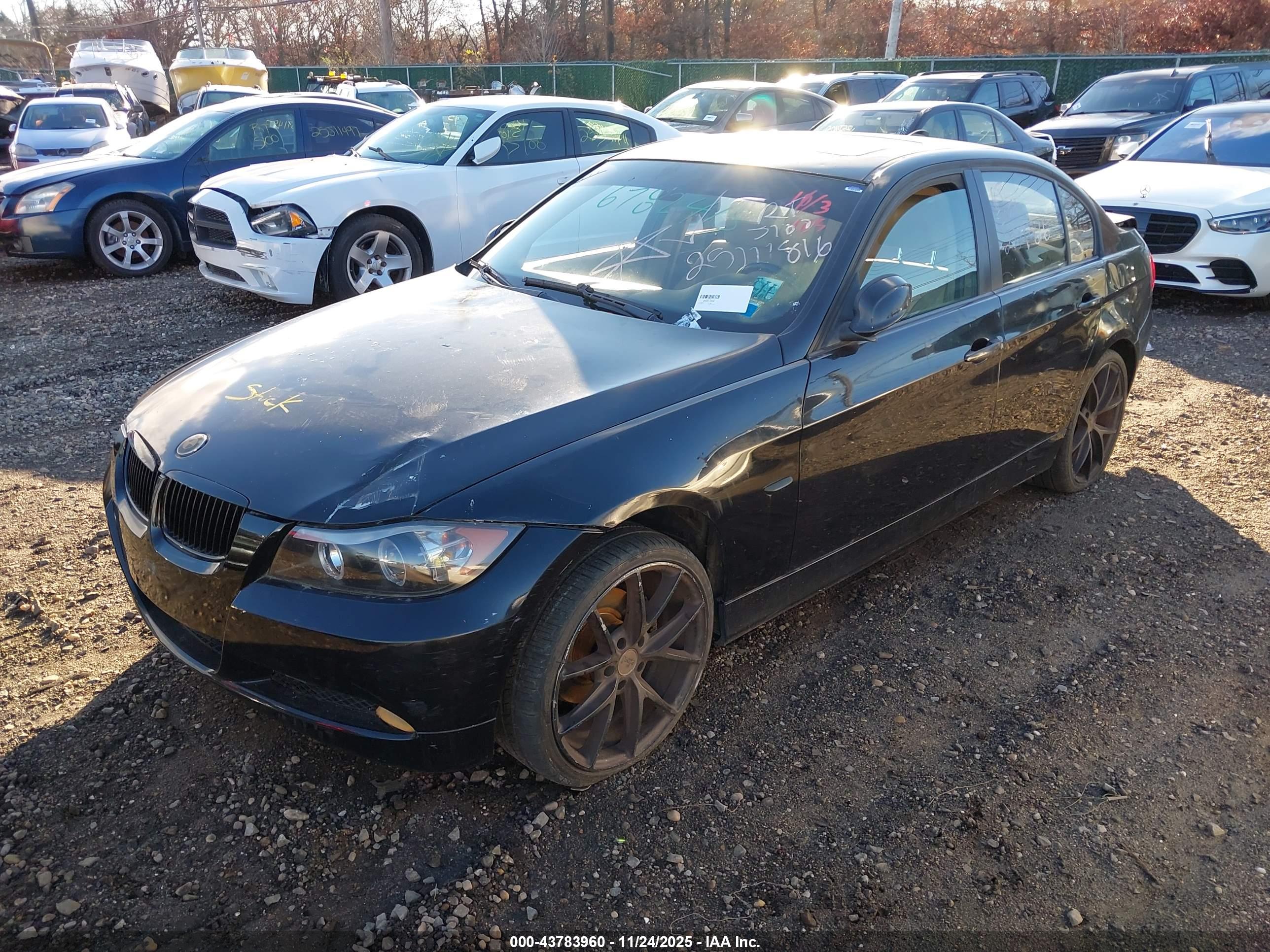BMW 325I image 2