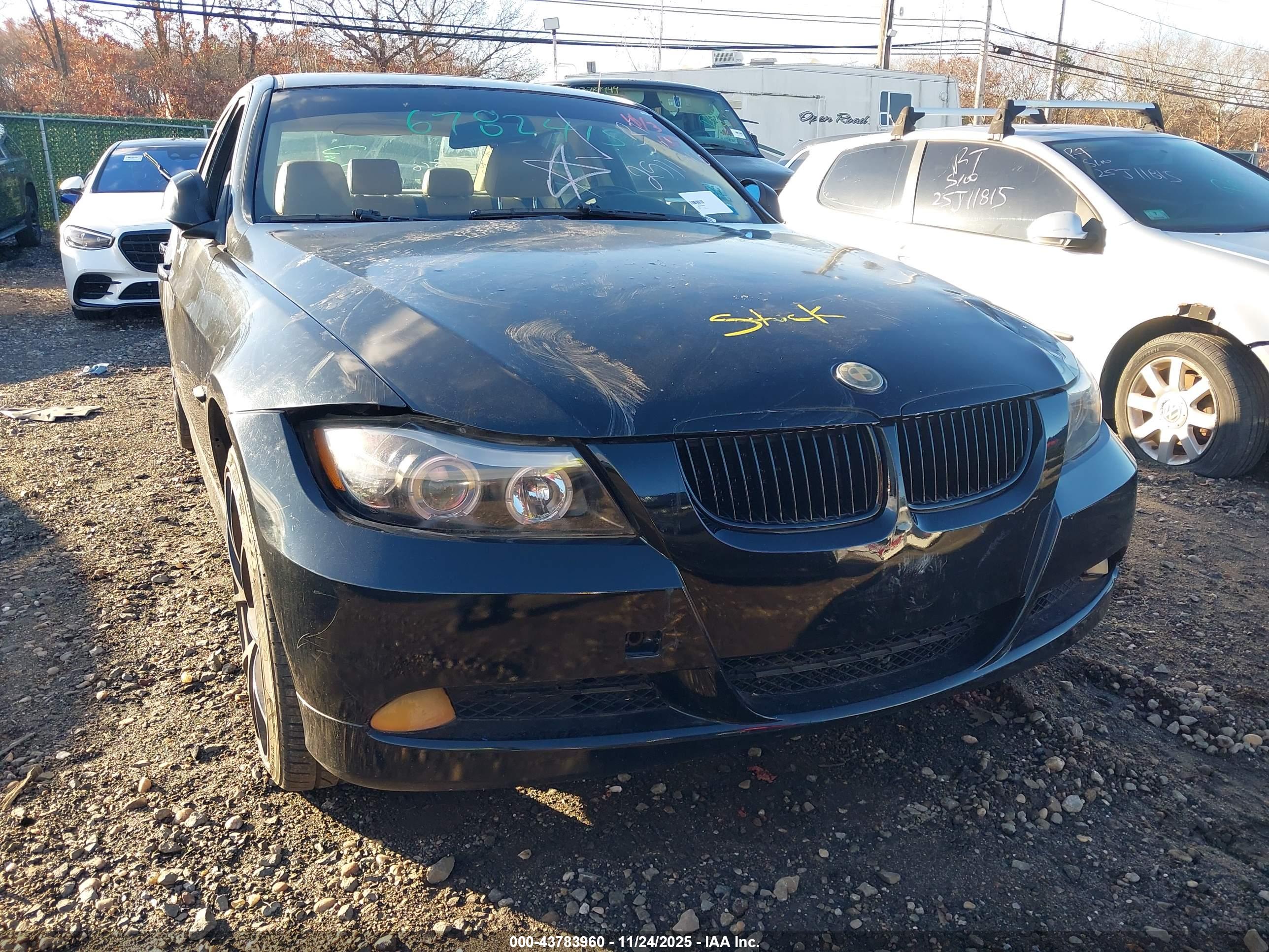 BMW 325I image 6