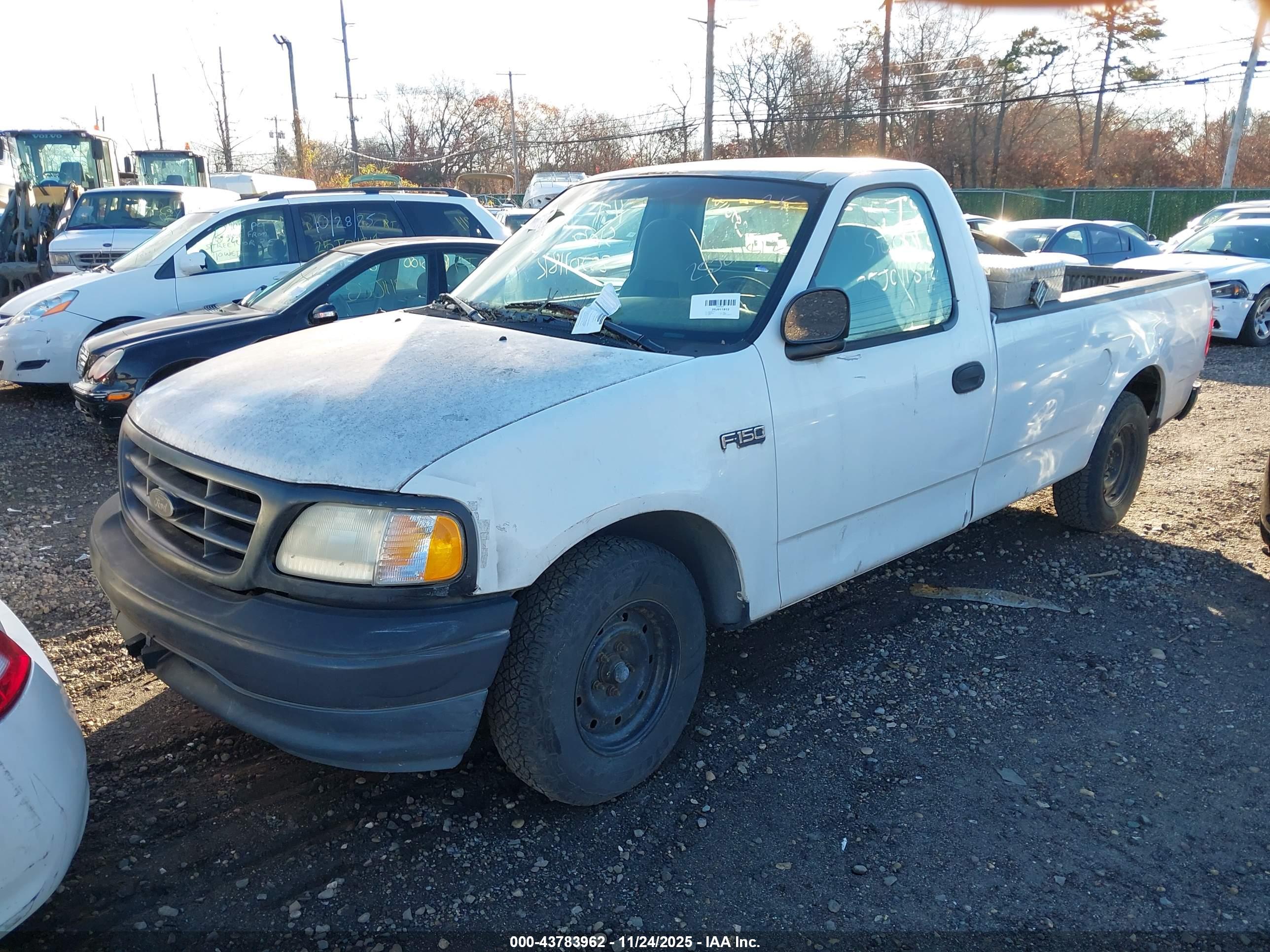 FORD F-150 image 2