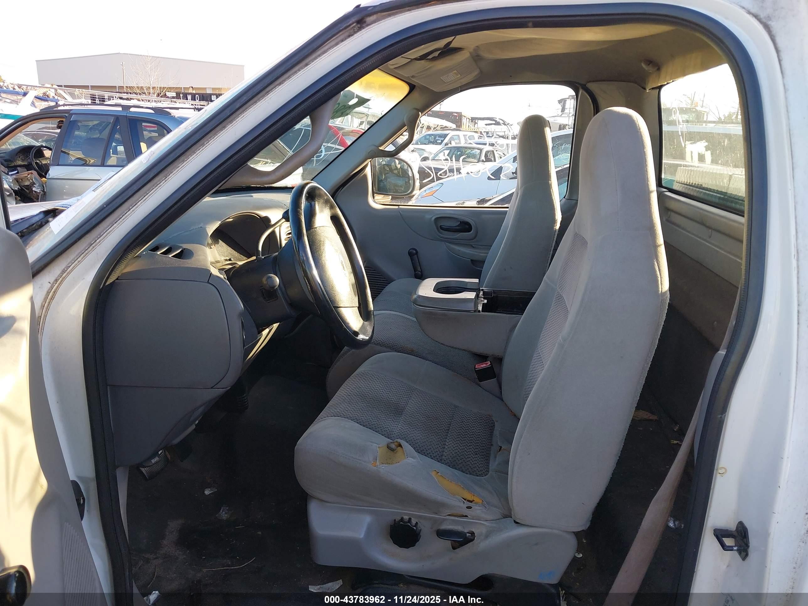 FORD F-150 image 5
