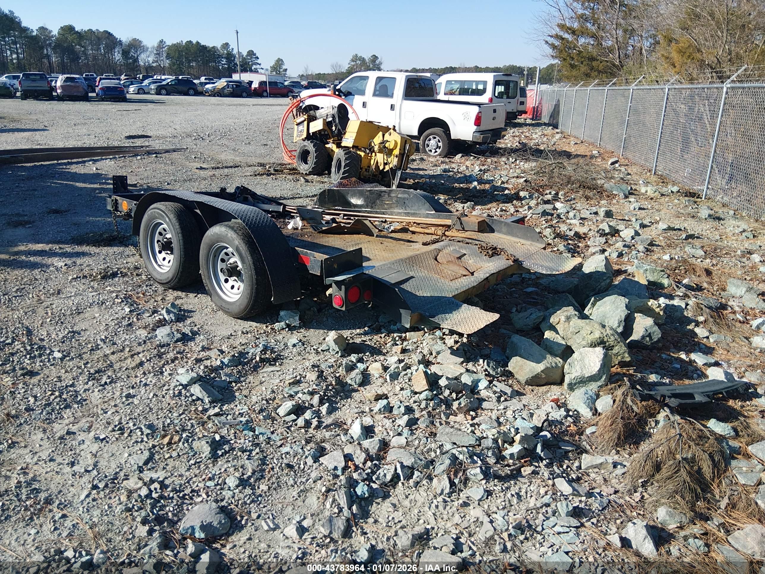 UTILITY TRAILER image 3