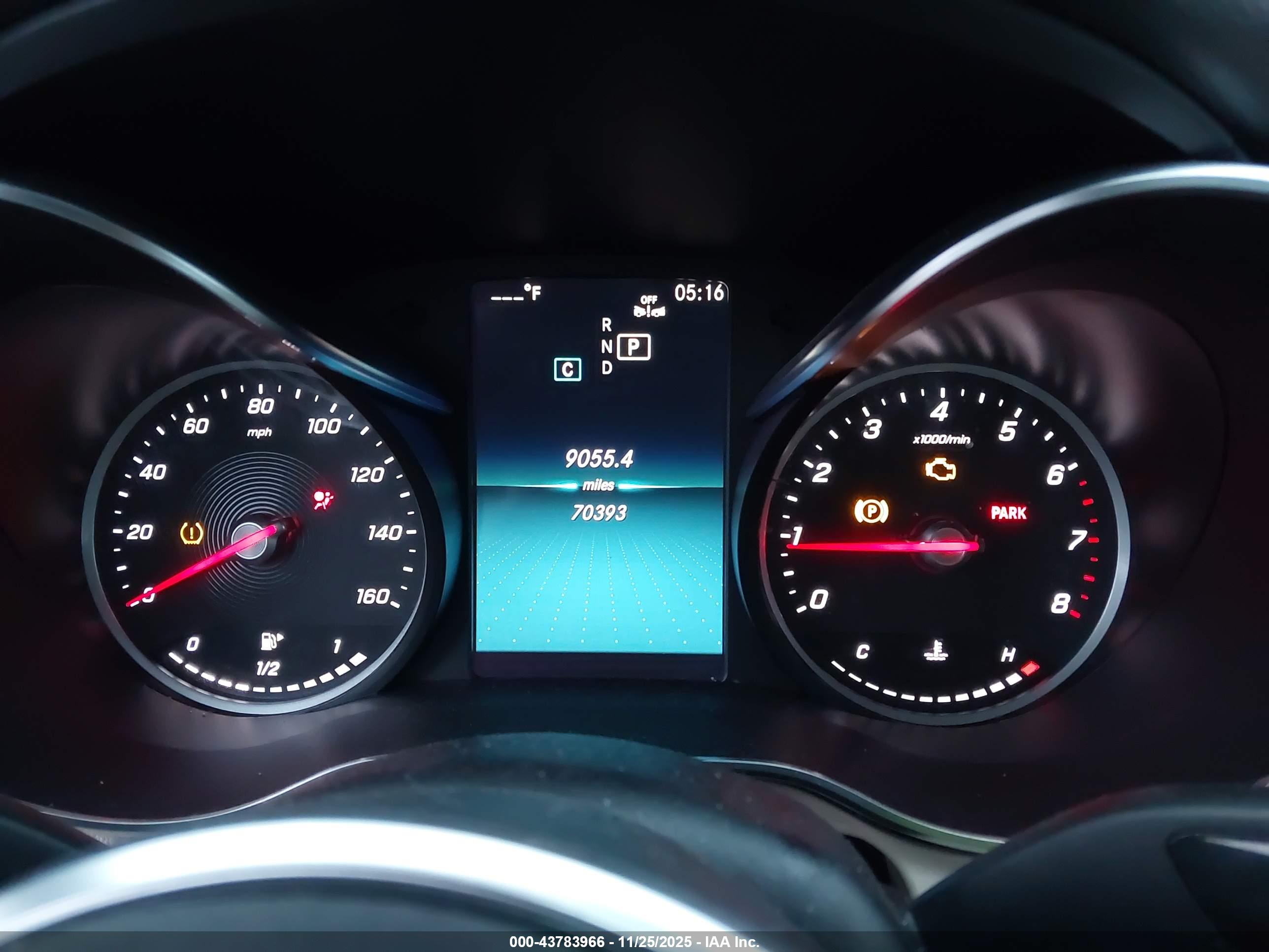 MERCEDES-BENZ C image 7