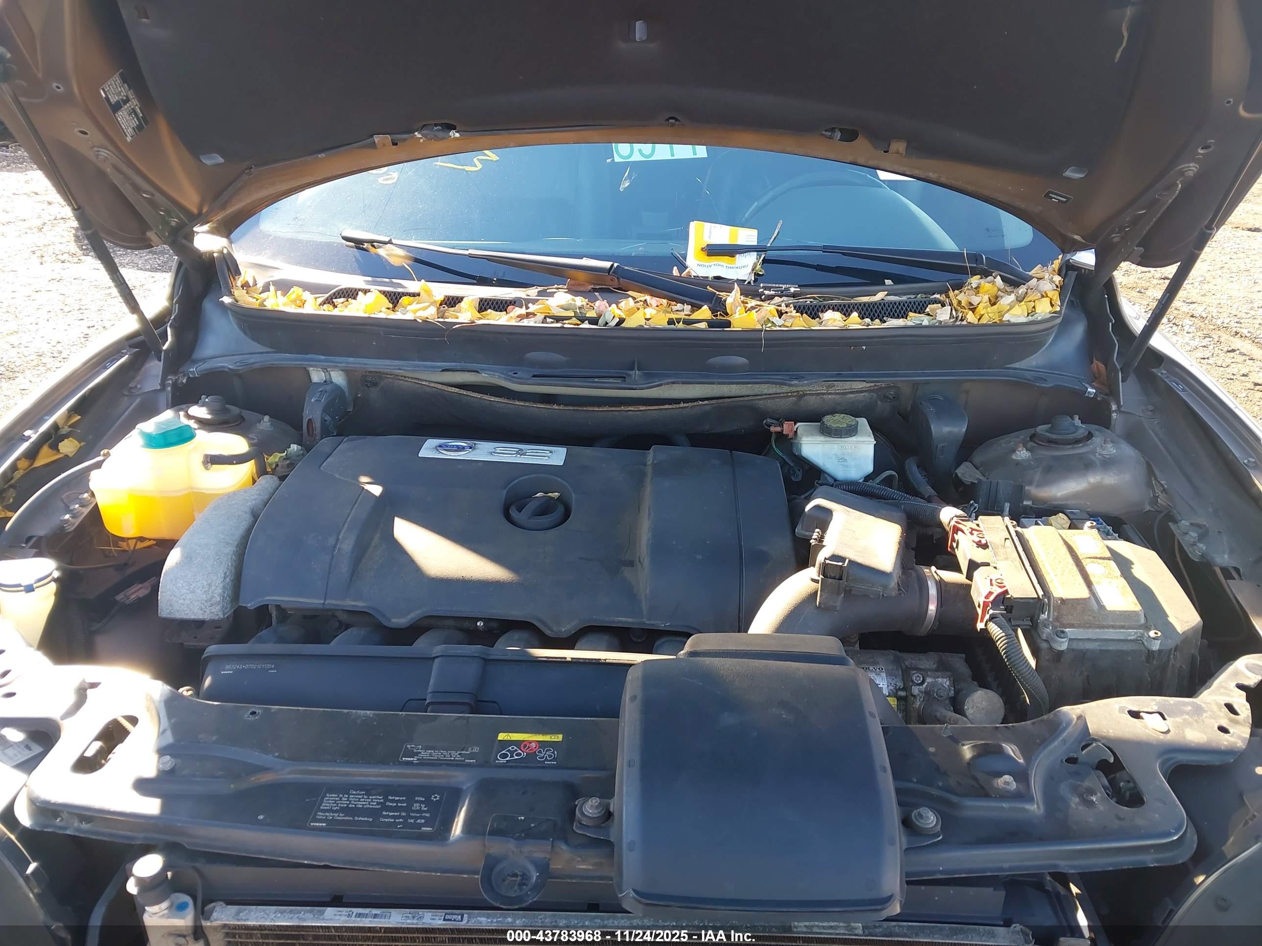 VOLVO XC90 image 10