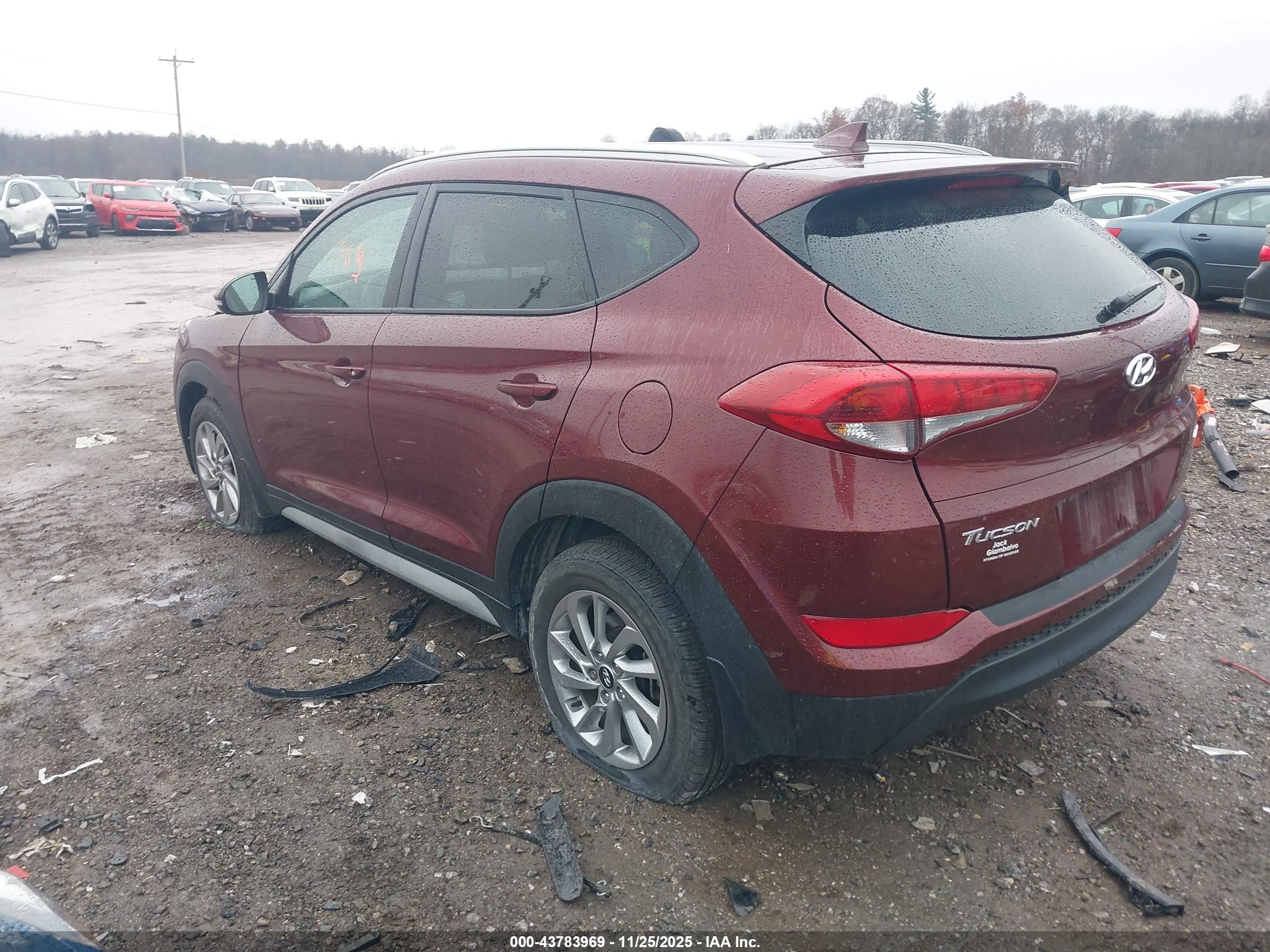 HYUNDAI TUCSON image 3