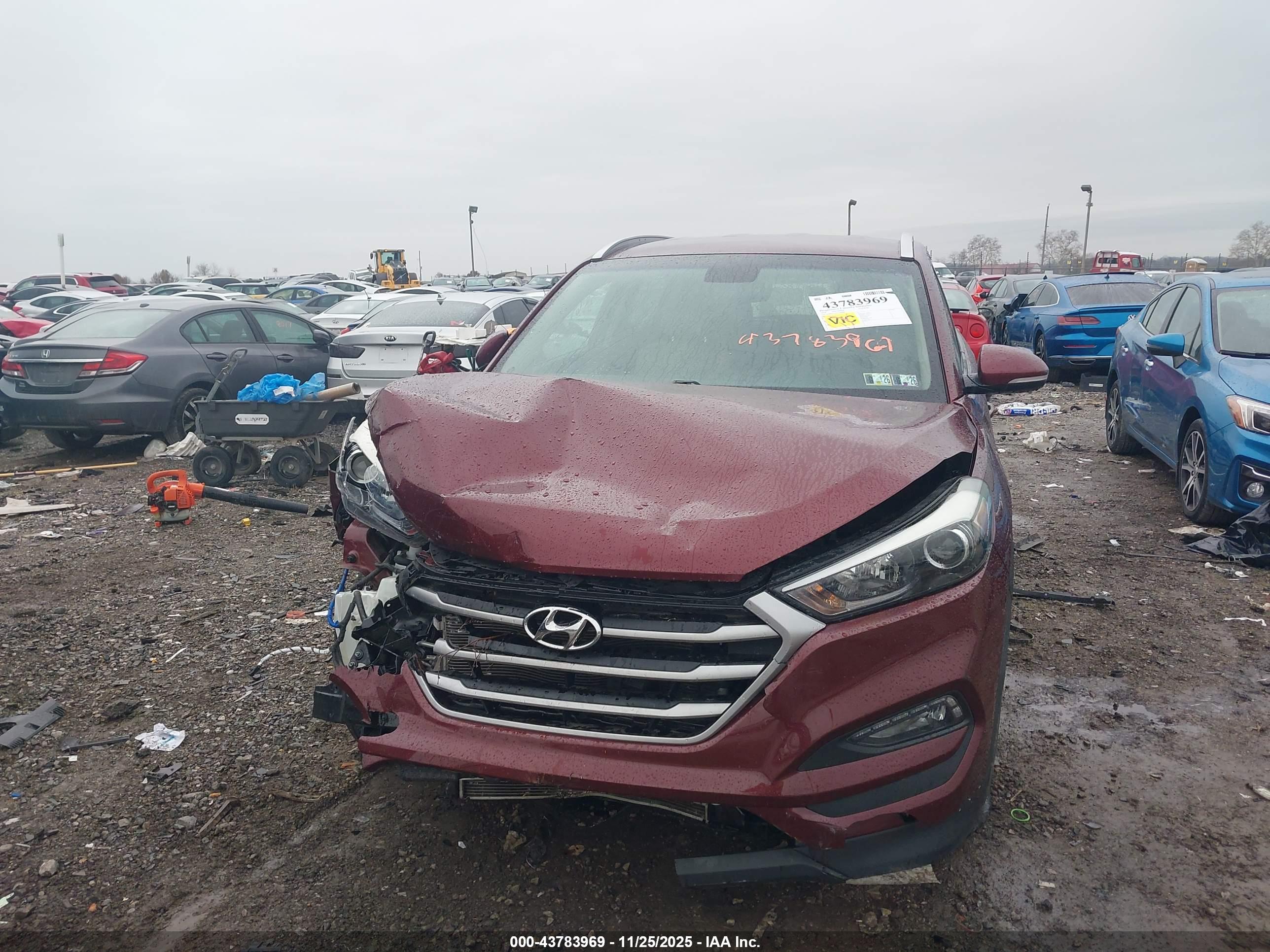 HYUNDAI TUCSON image 6