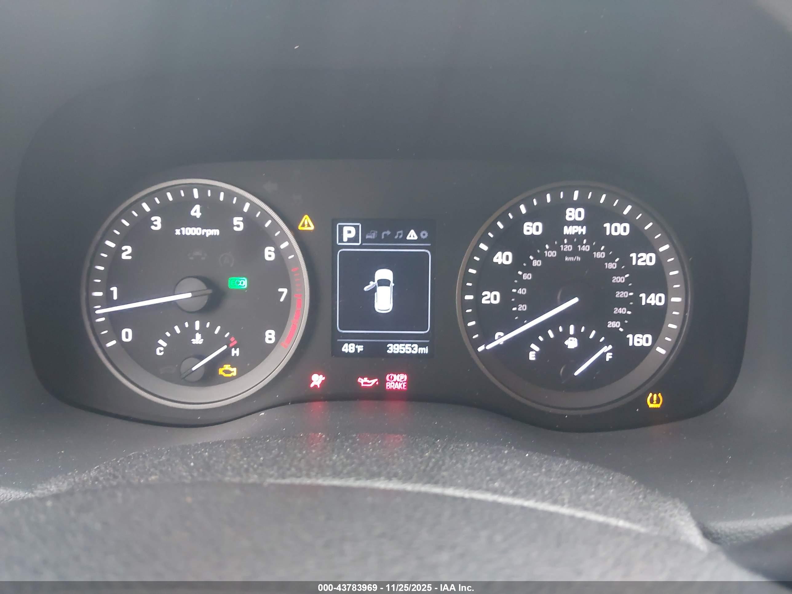 HYUNDAI TUCSON image 7