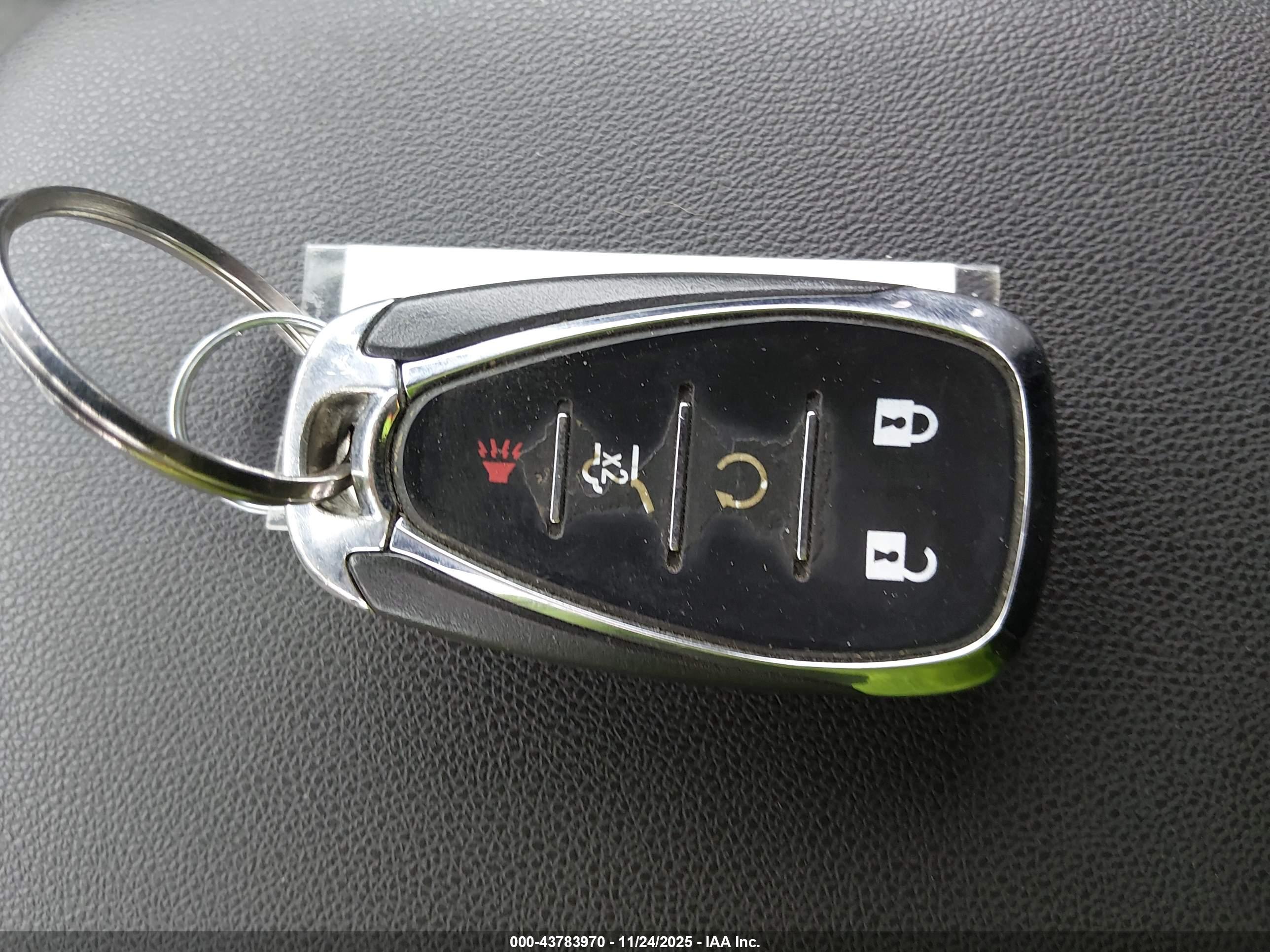 CHEVROLET EQUINOX image 11