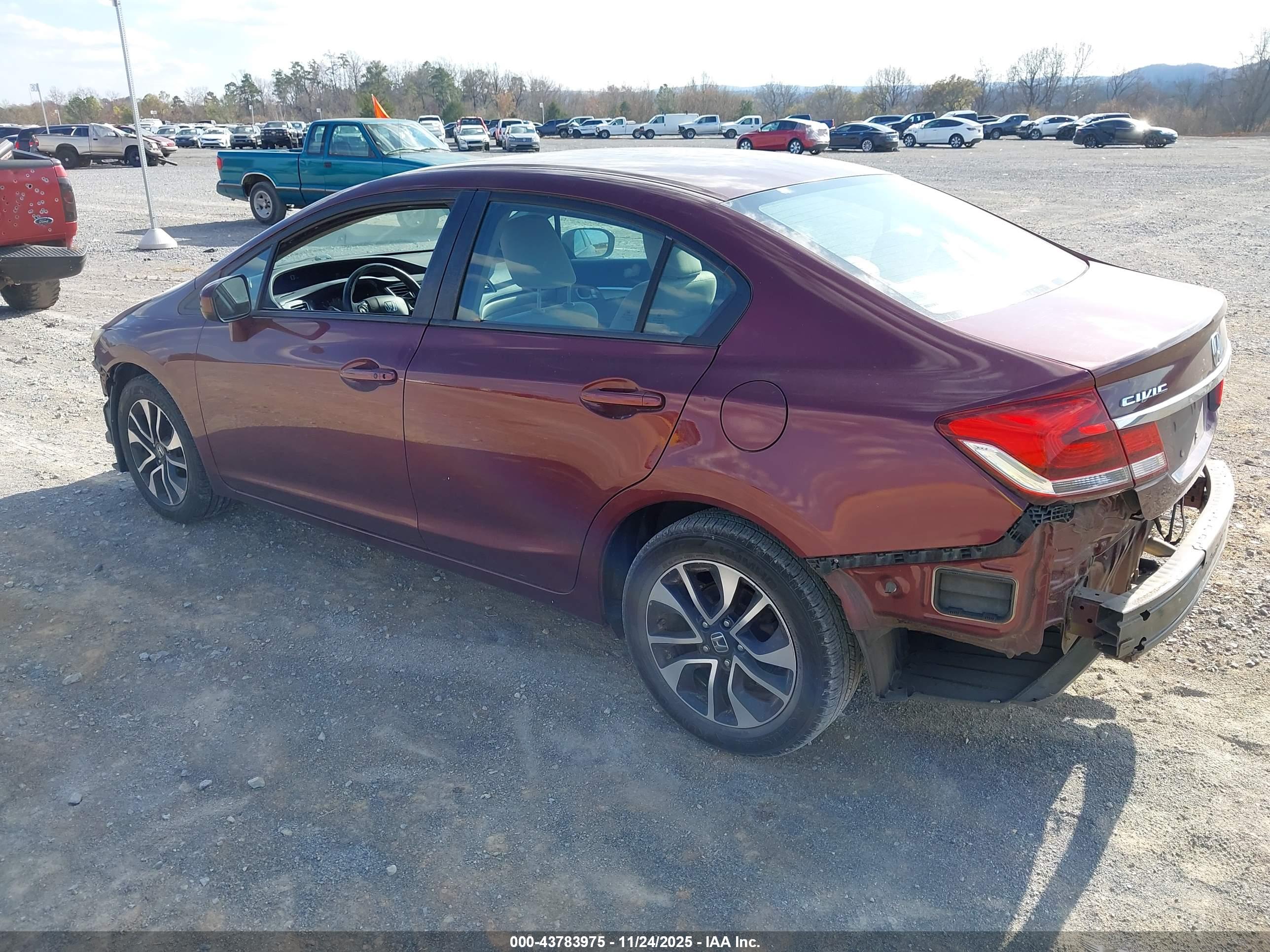 HONDA CIVIC image 3
