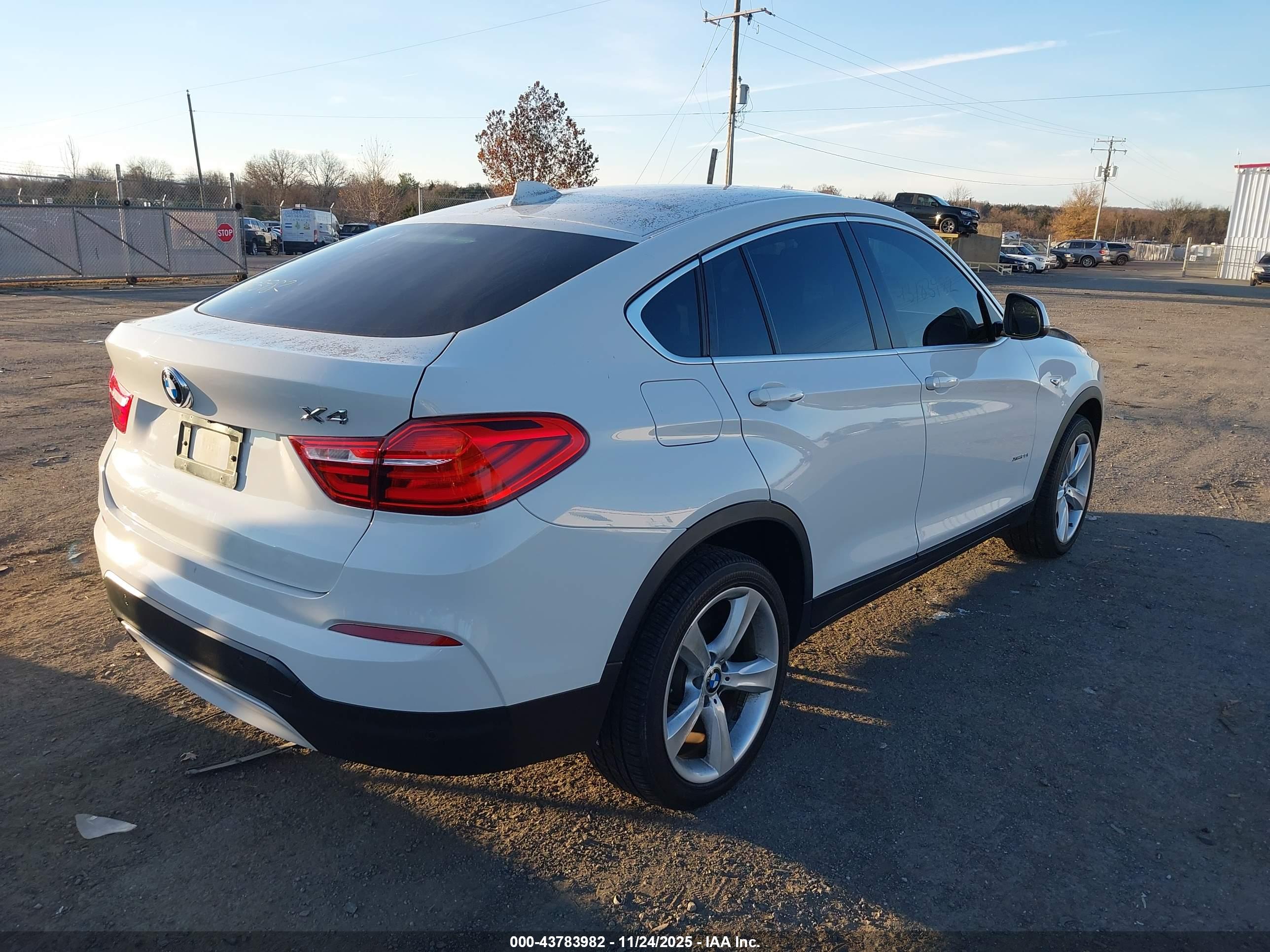 BMW X4 image 4