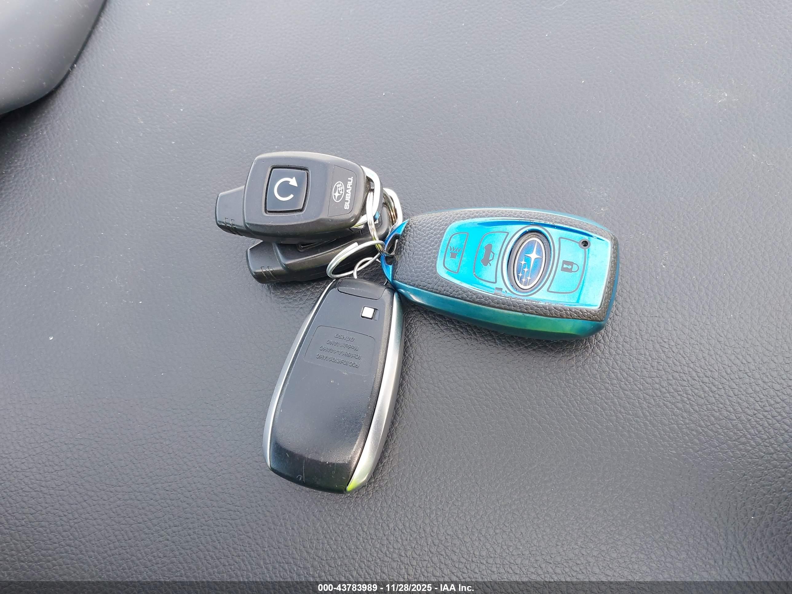 SUBARU FORESTER image 11
