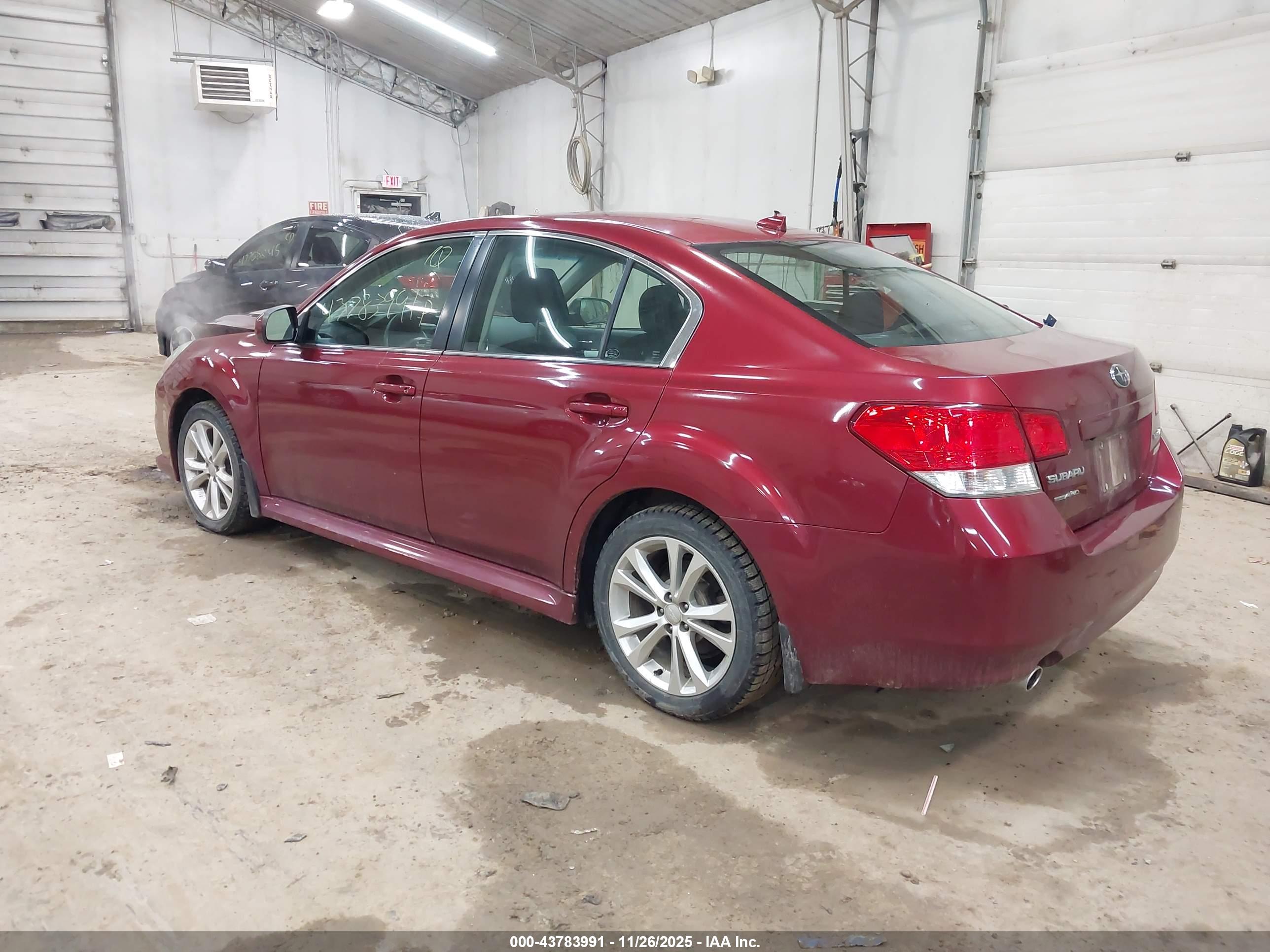 SUBARU LEGACY image 3