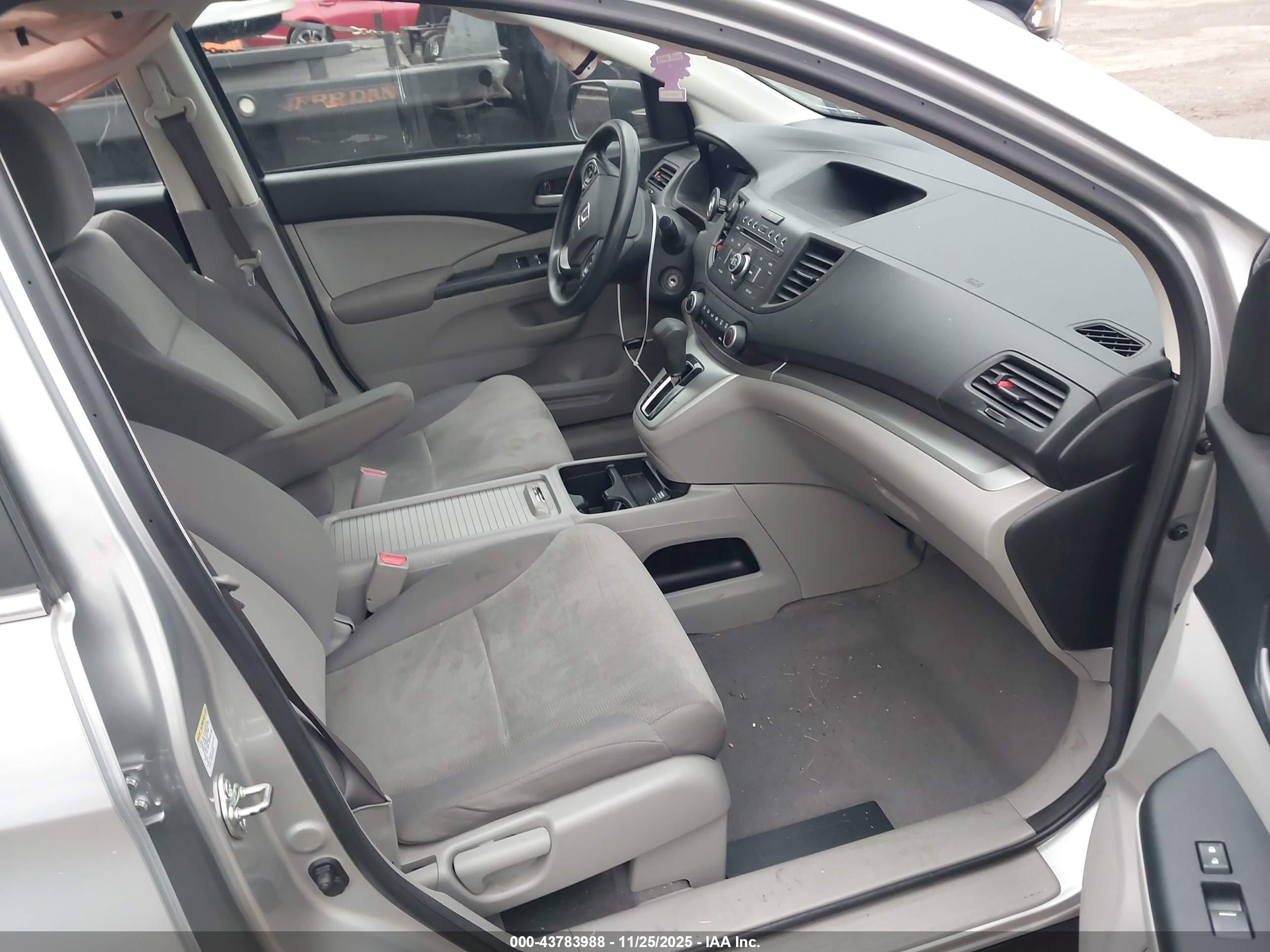 HONDA CR-V image 5