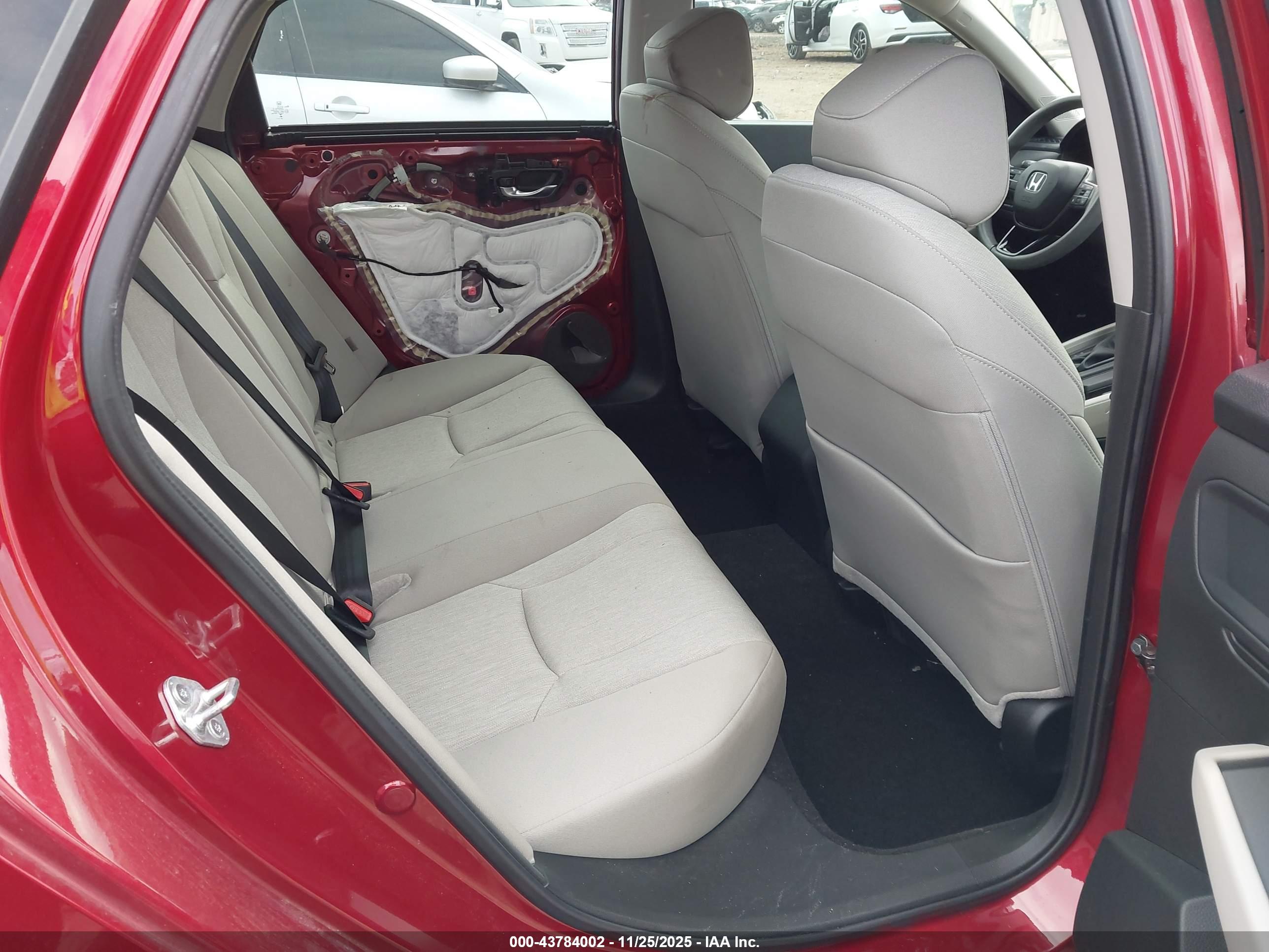 HONDA ACCORD image 8