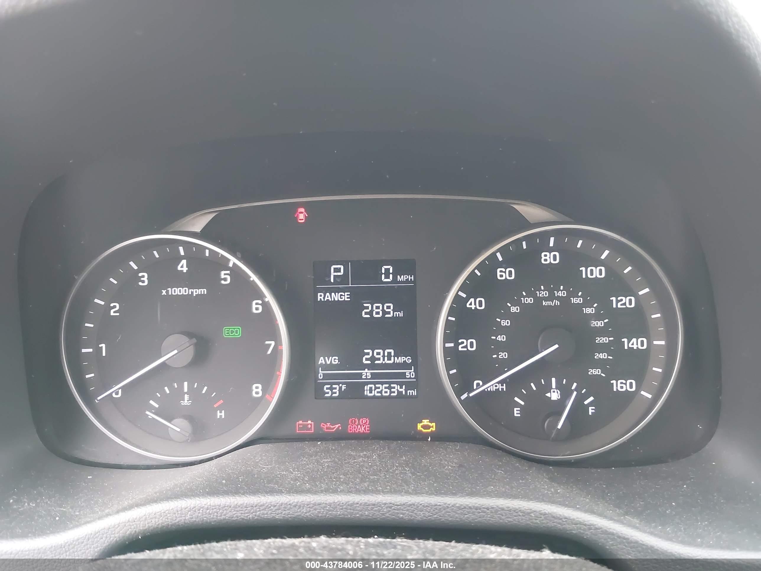 HYUNDAI ELANTRA image 7