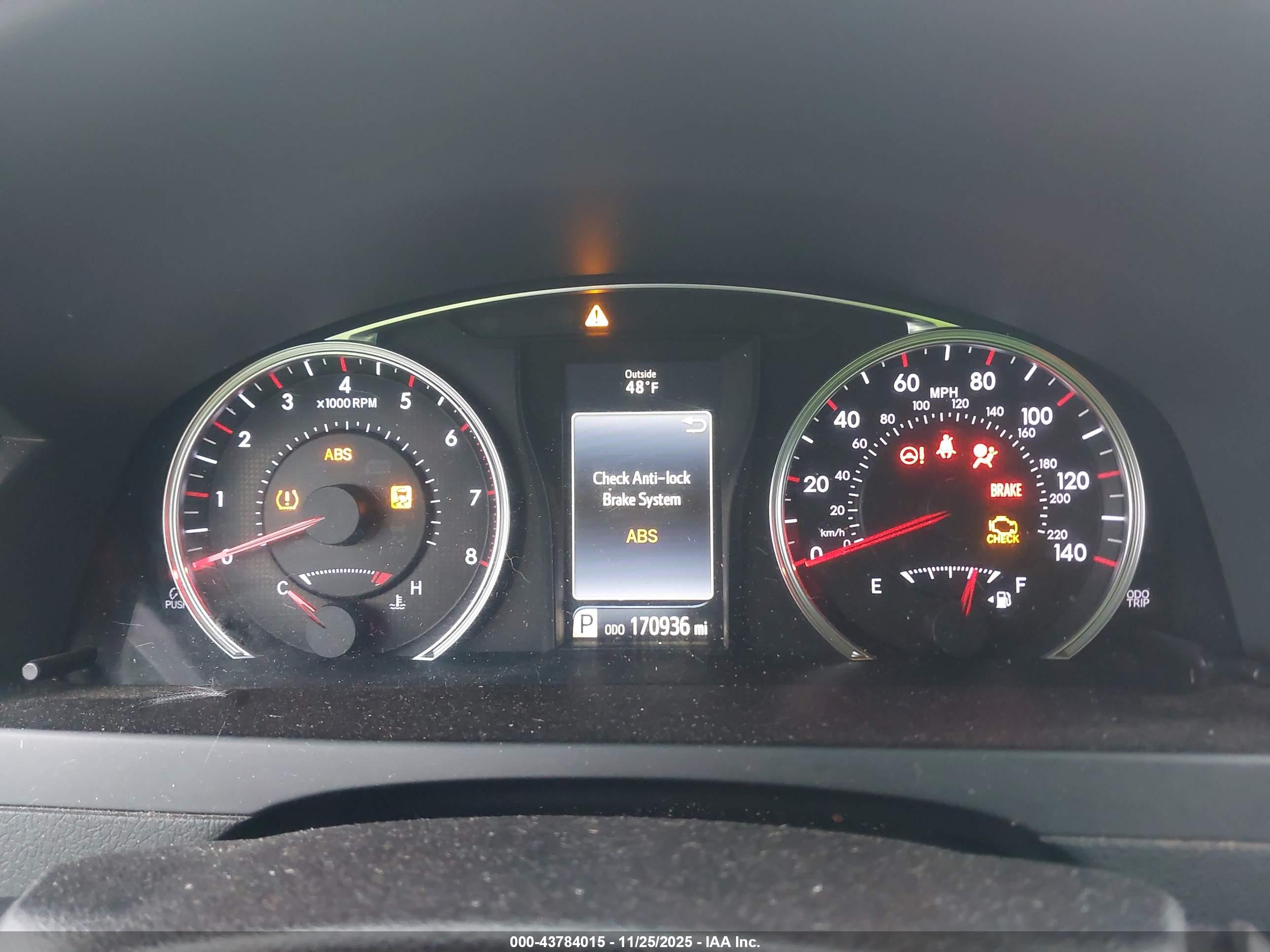TOYOTA CAMRY image 7