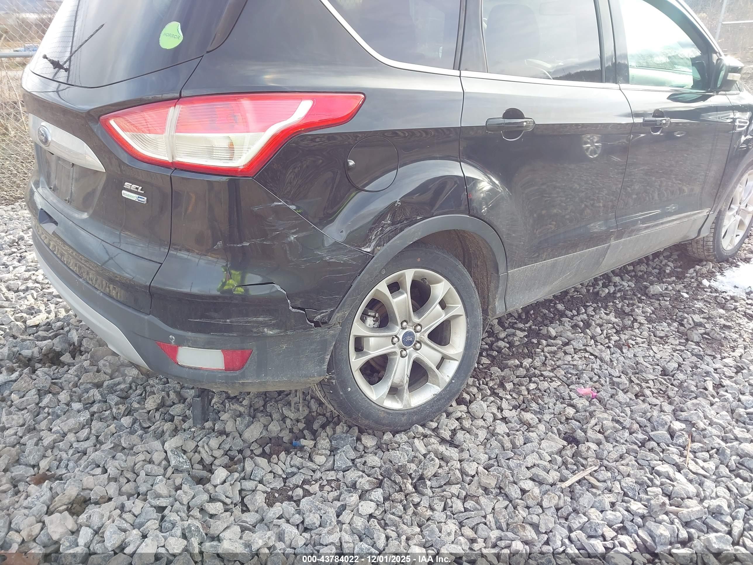 FORD ESCAPE image 6