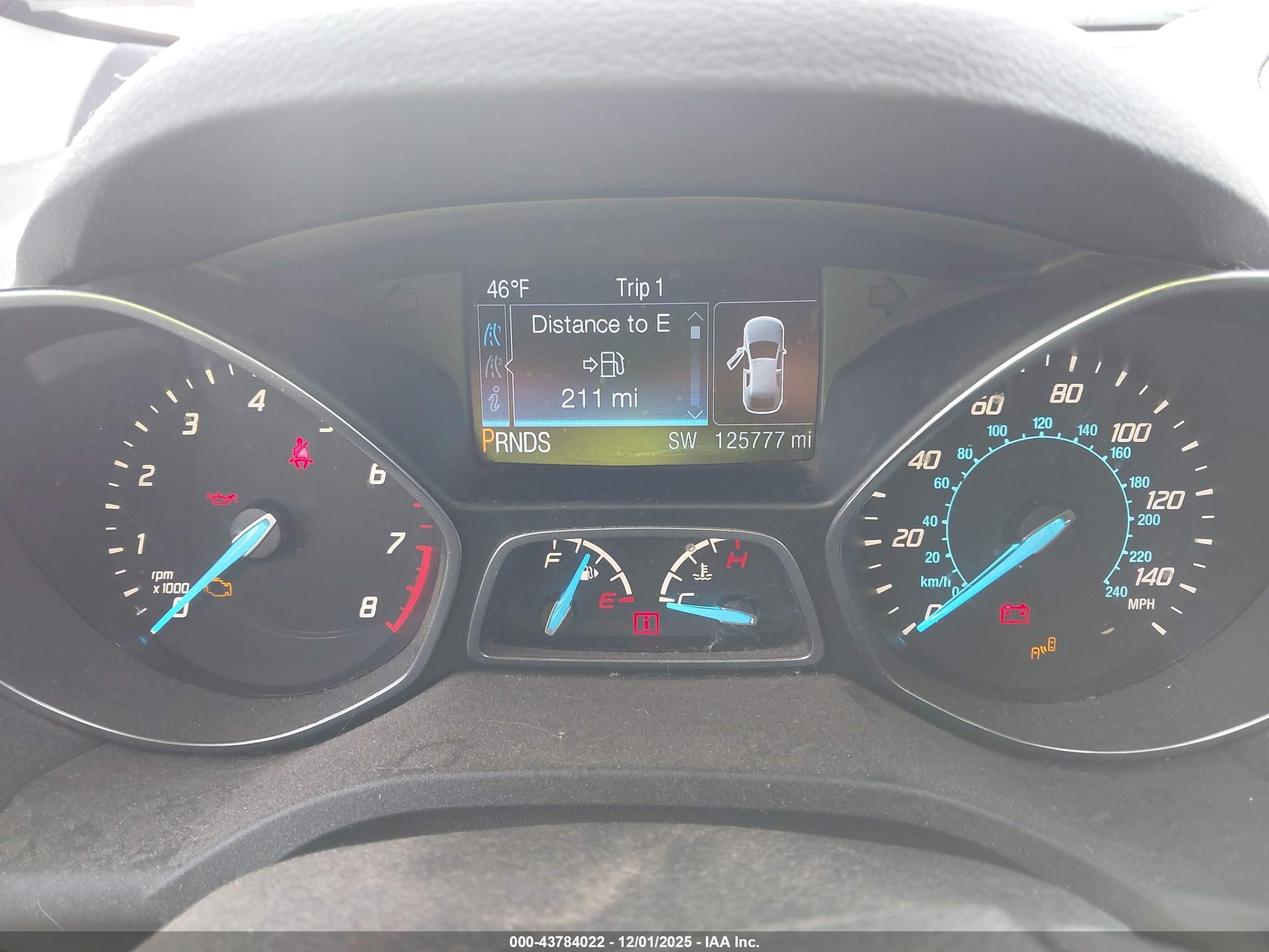 FORD ESCAPE image 7