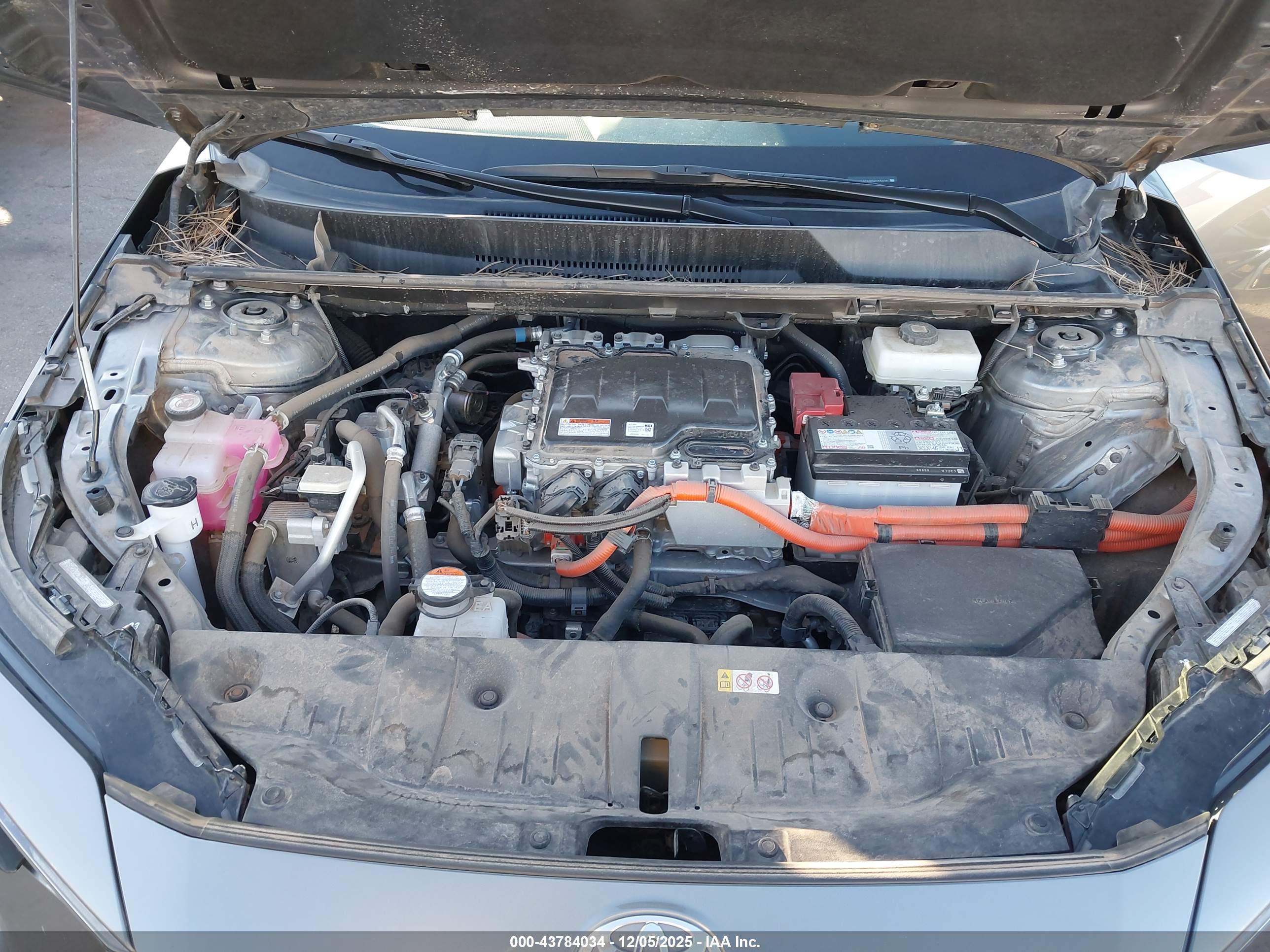 TOYOTA BZ4X image 10