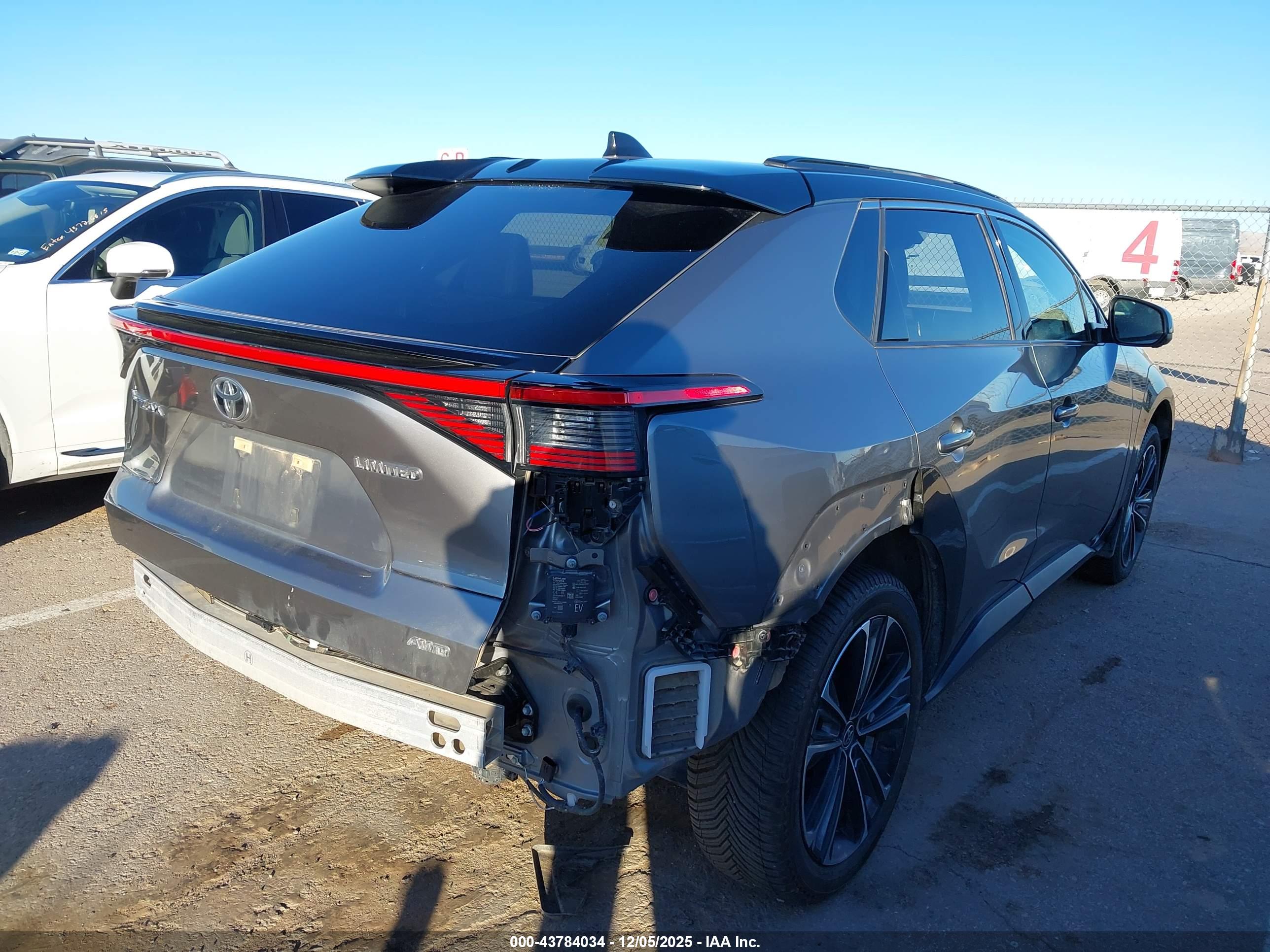 TOYOTA BZ4X image 4