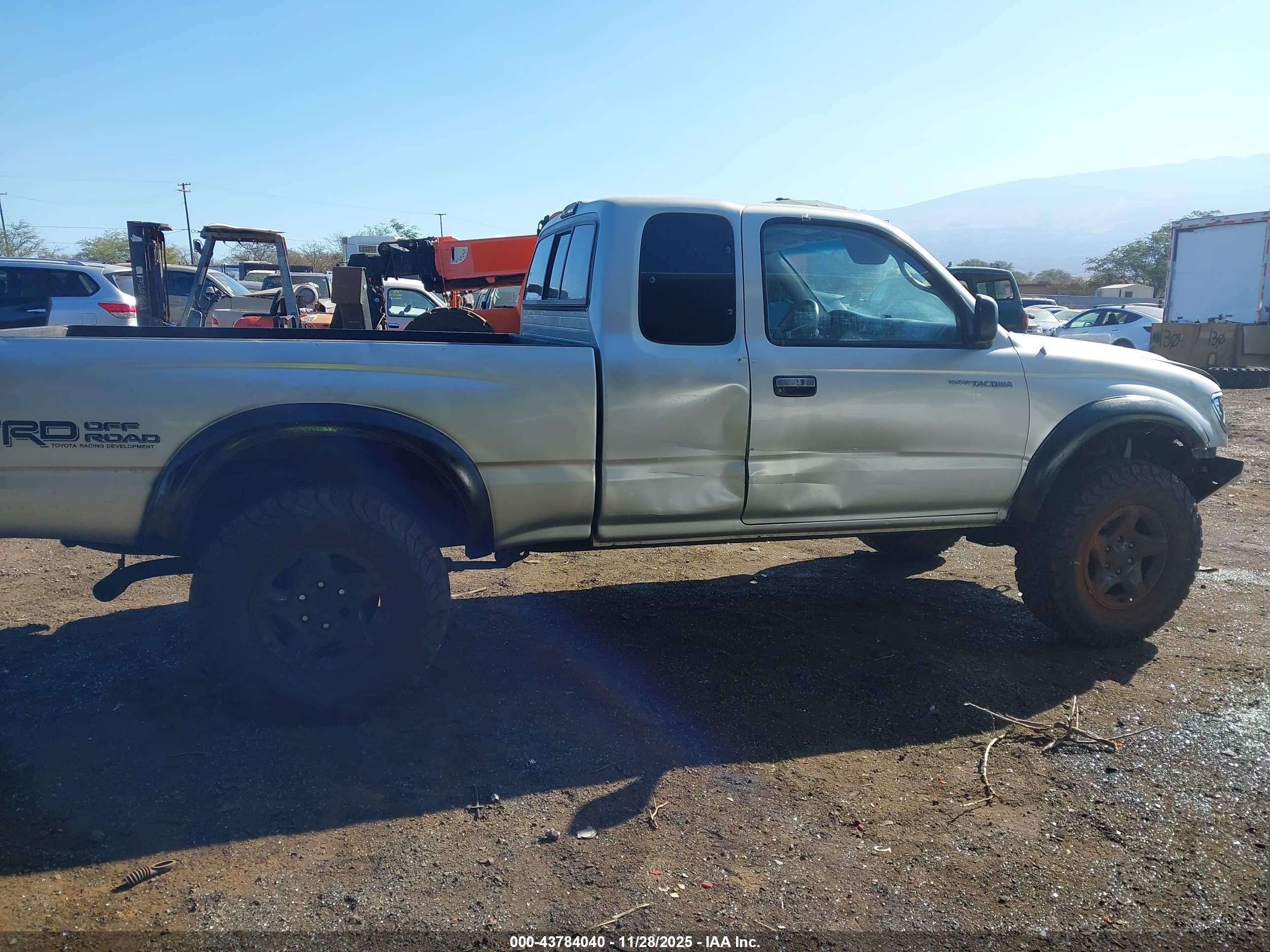 TOYOTA TACOMA image 6