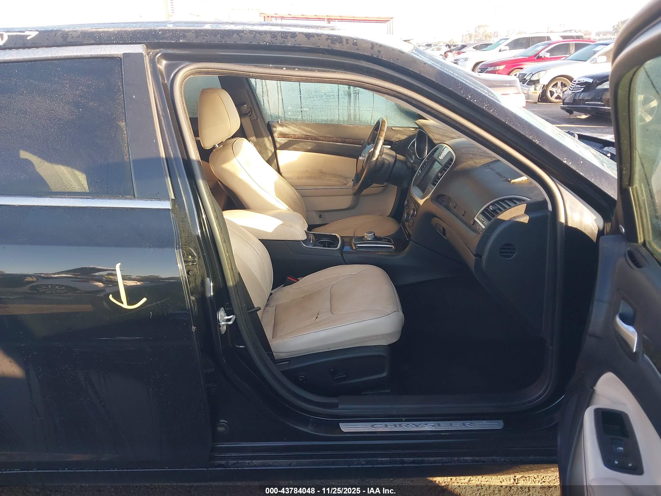 CHRYSLER 300C image 5