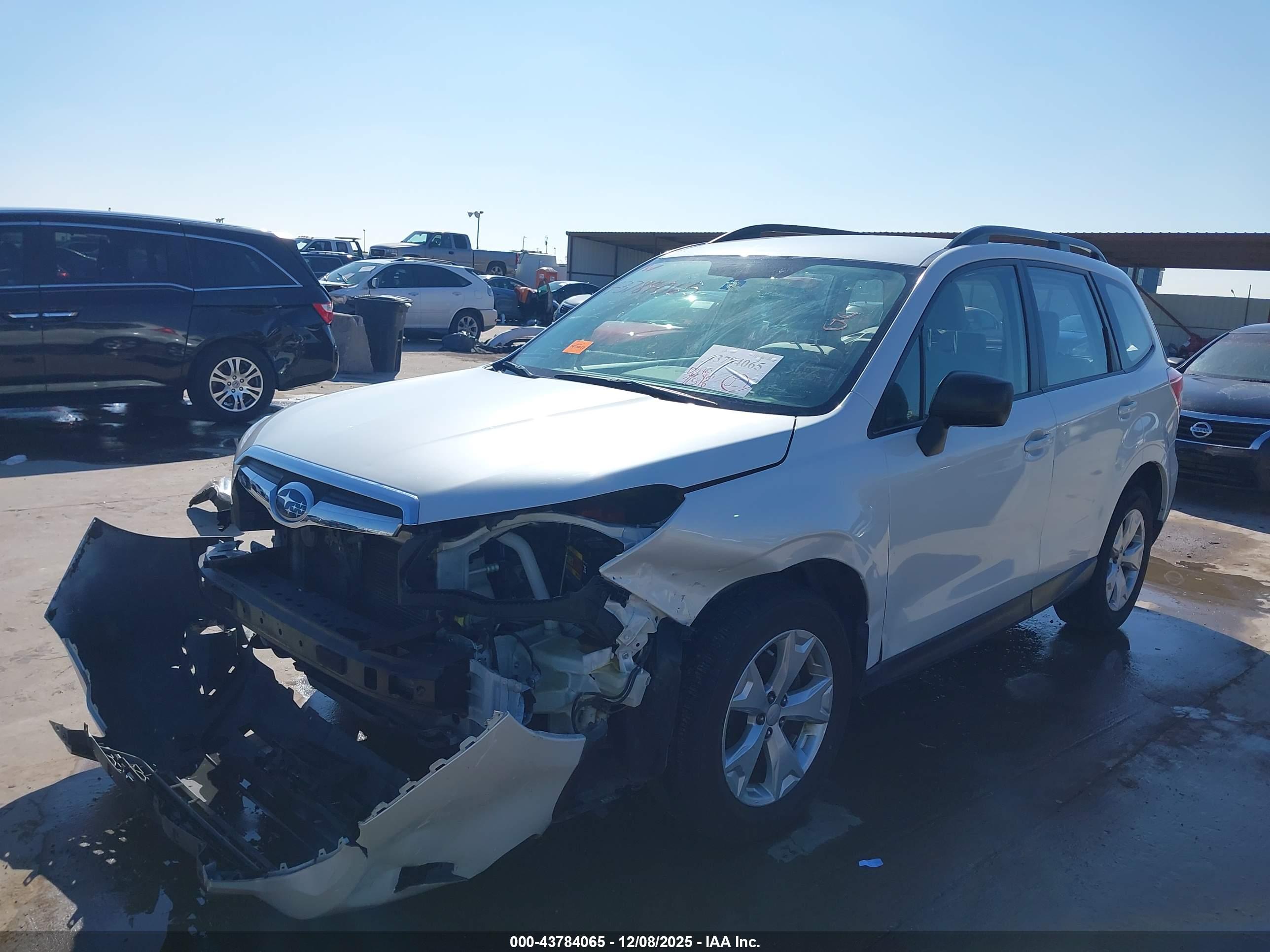 SUBARU FORESTER image 2