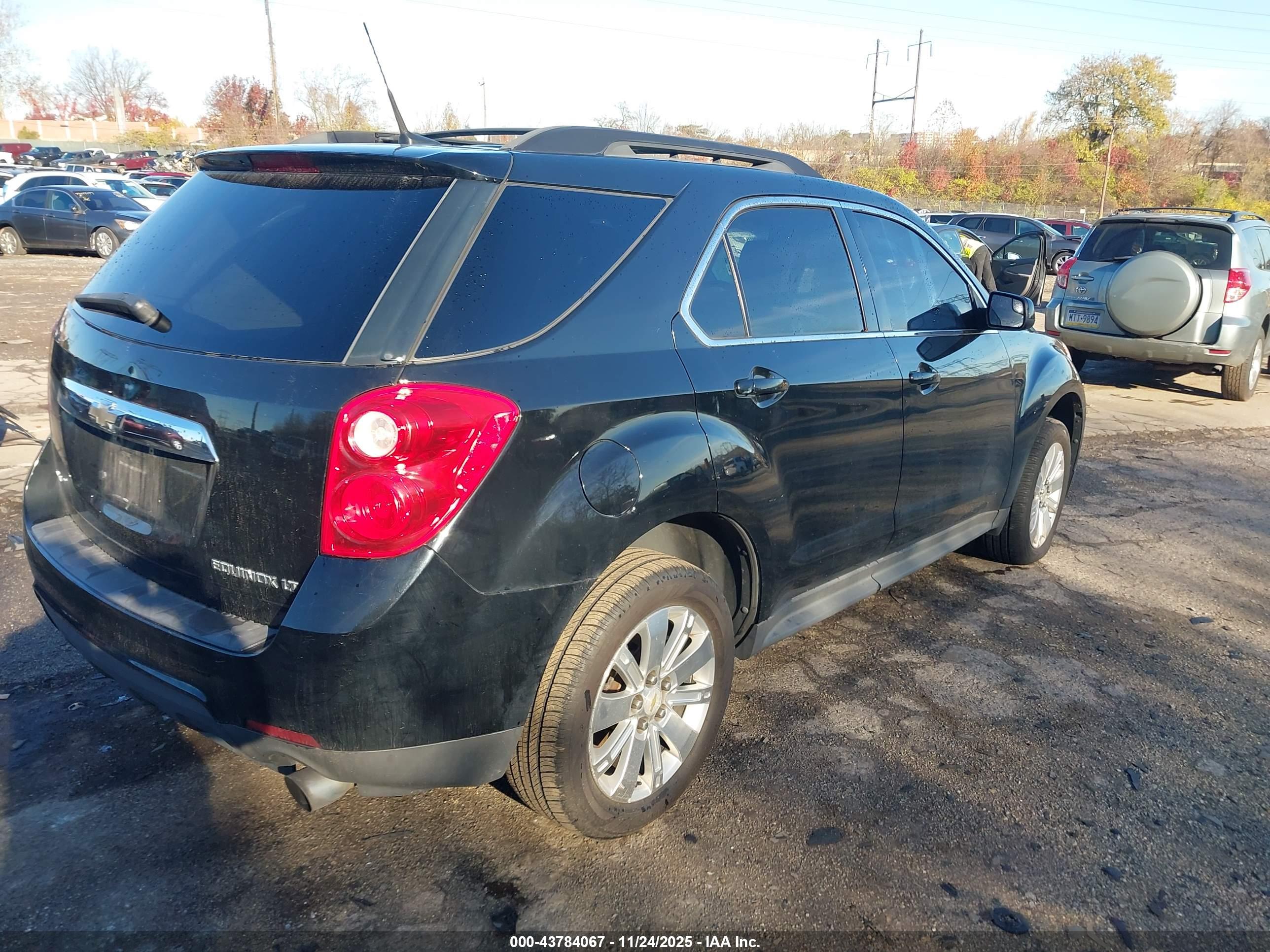 CHEVROLET EQUINOX image 4