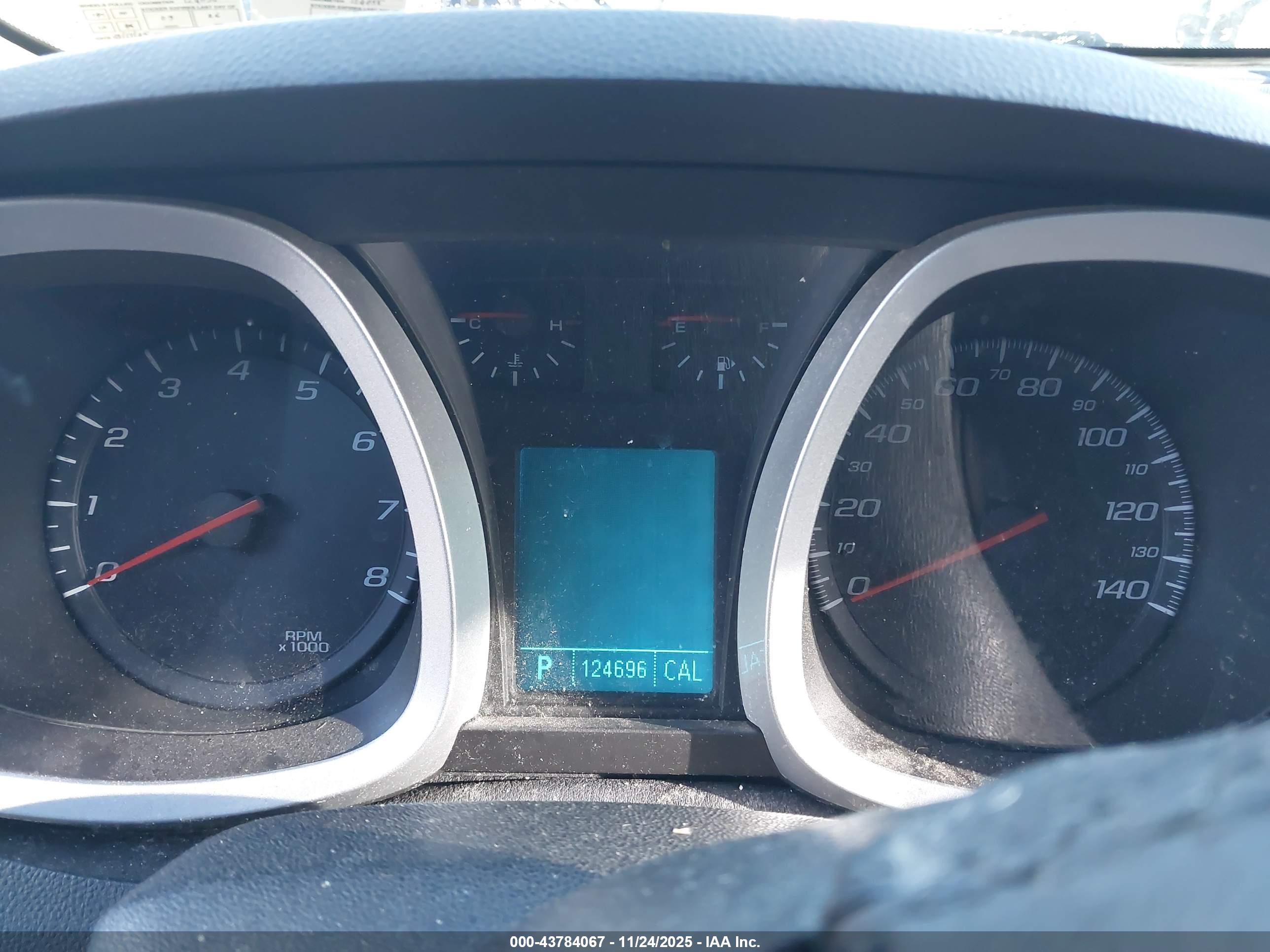 CHEVROLET EQUINOX image 7