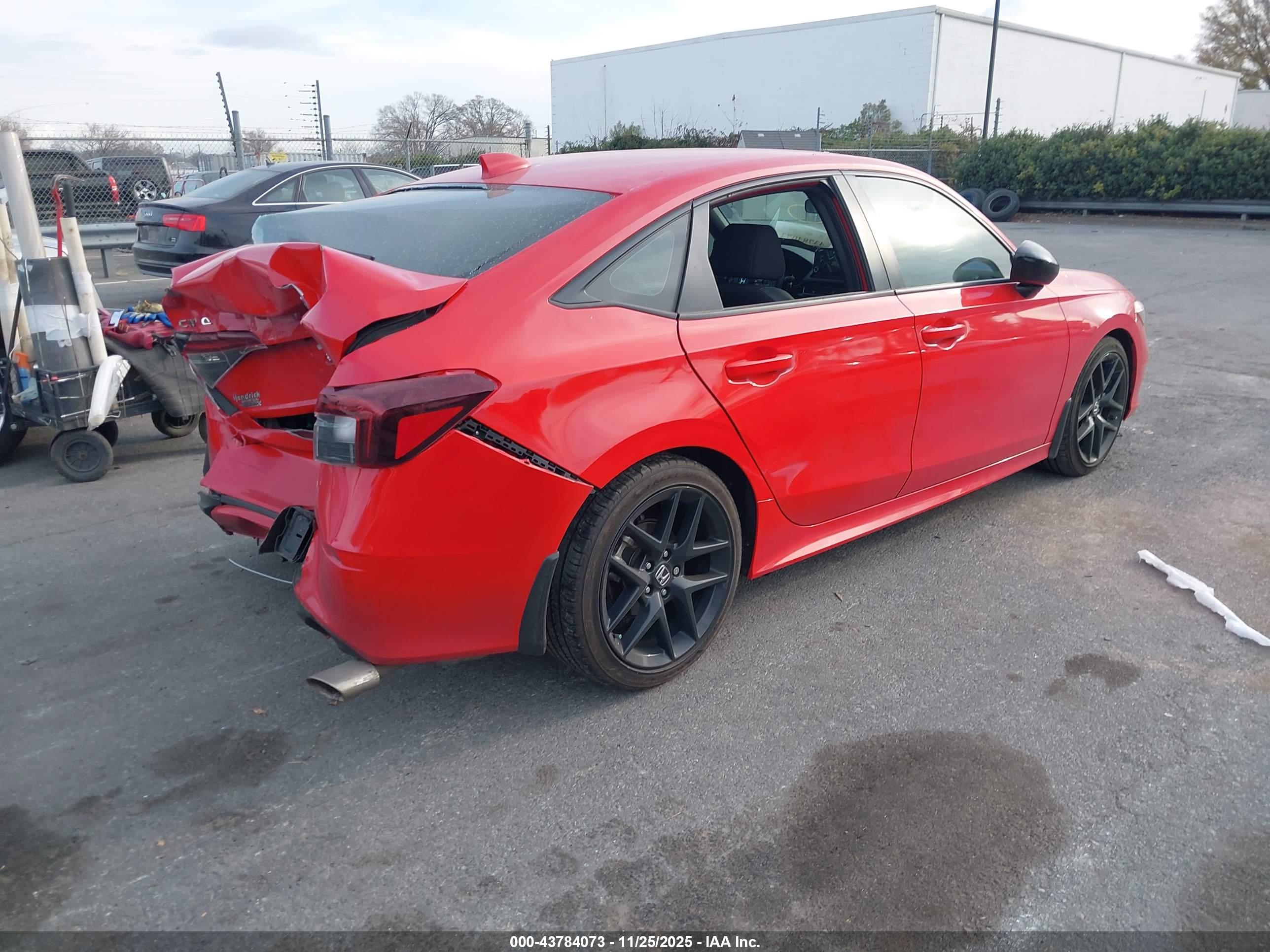 HONDA CIVIC image 4